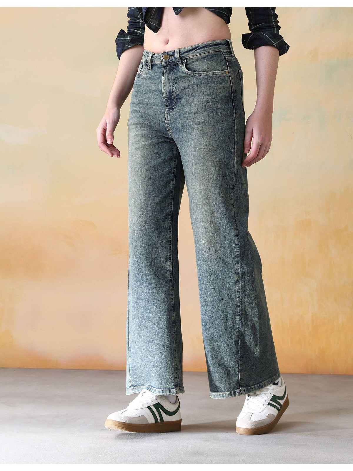 Women Blue Cotton Solid Wide Jeans | WL90 - view 4