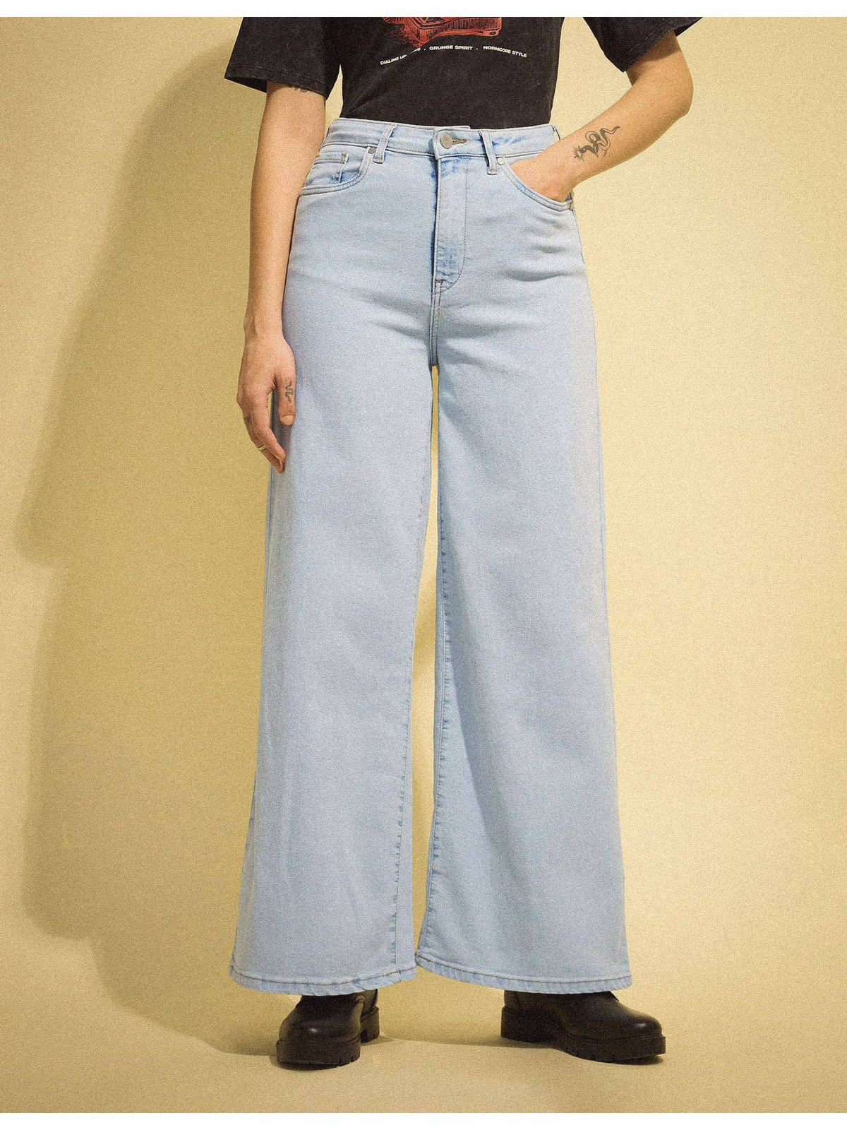 Women Blue Cotton Solid Wide Jeans | WL90 - view 1