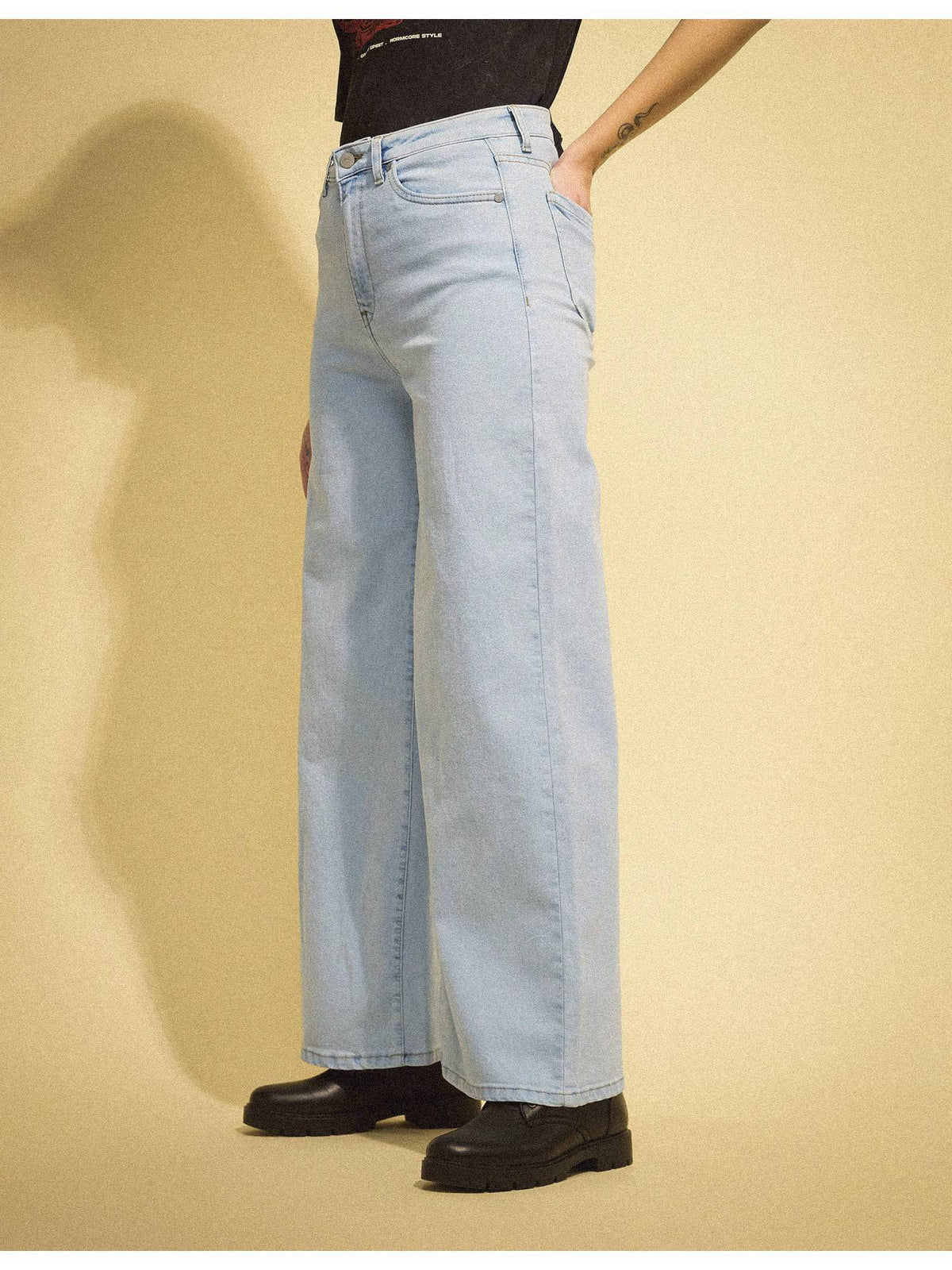 Women Blue Cotton Solid Wide Jeans | WL90 - view 4