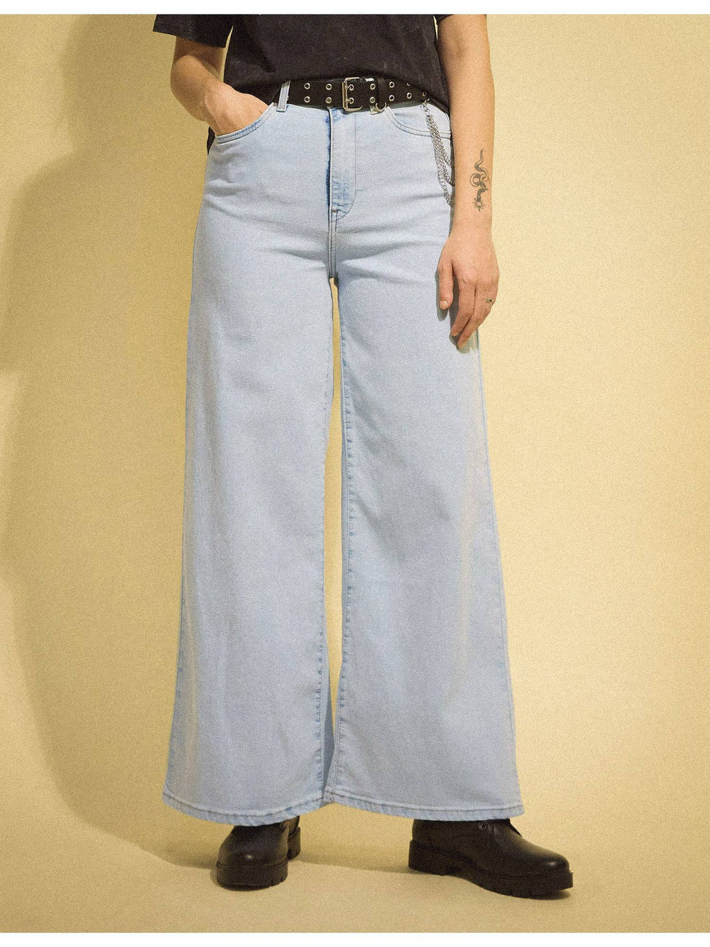 Women Blue Cotton Solid Wide Jeans | WL90 - view 6