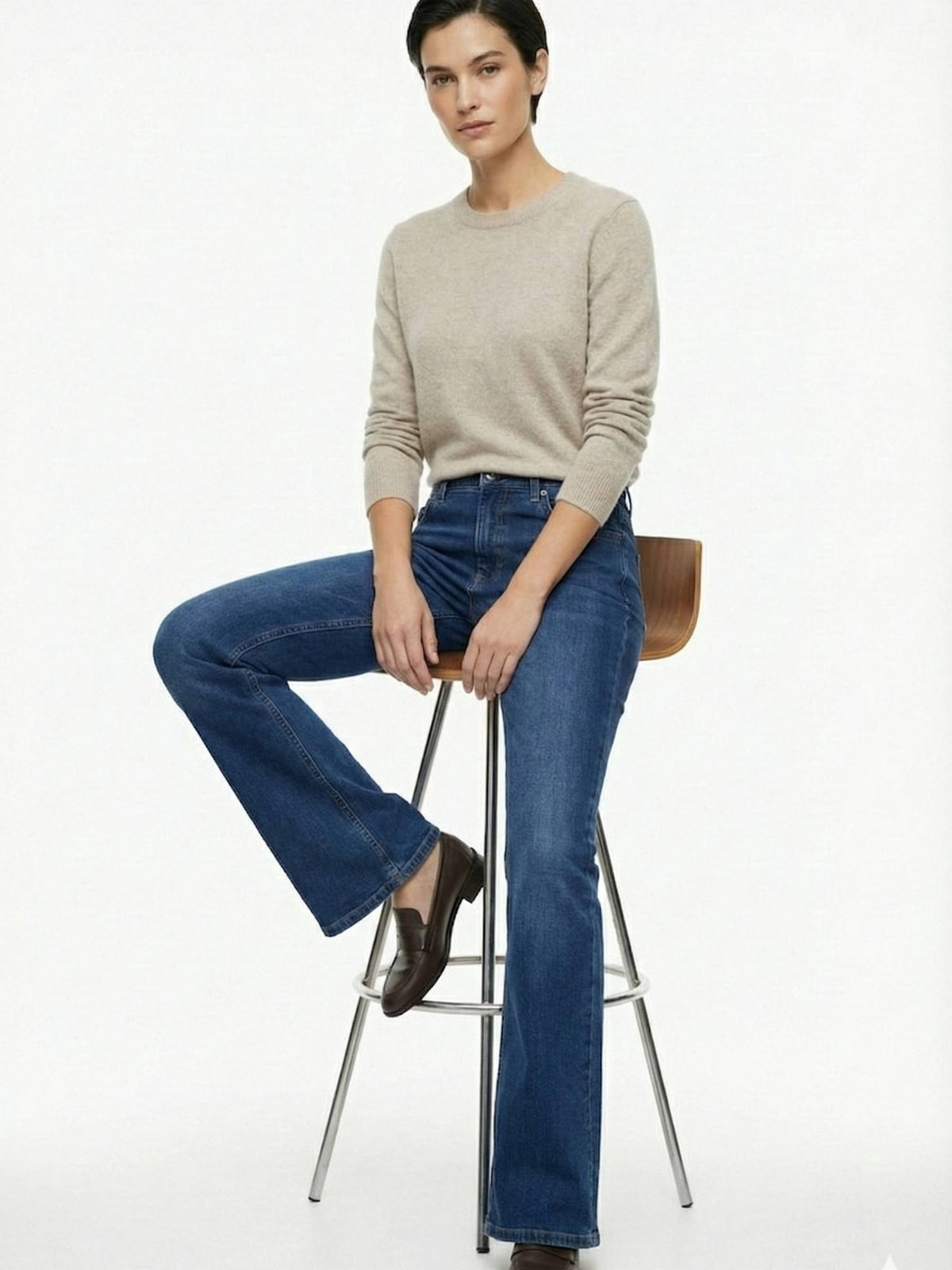 Women Blue Satin Solid Bootcut Jeans | BT10 - view 3