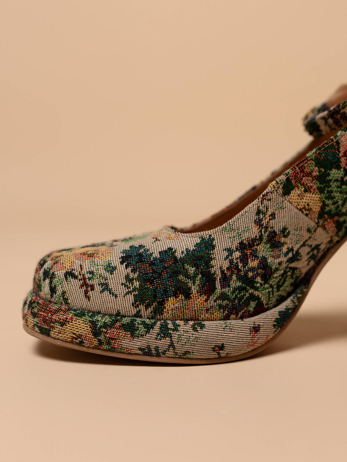 Women Bara's Floral Tapestry Round Toe Platform Heels | H78 - view 3
