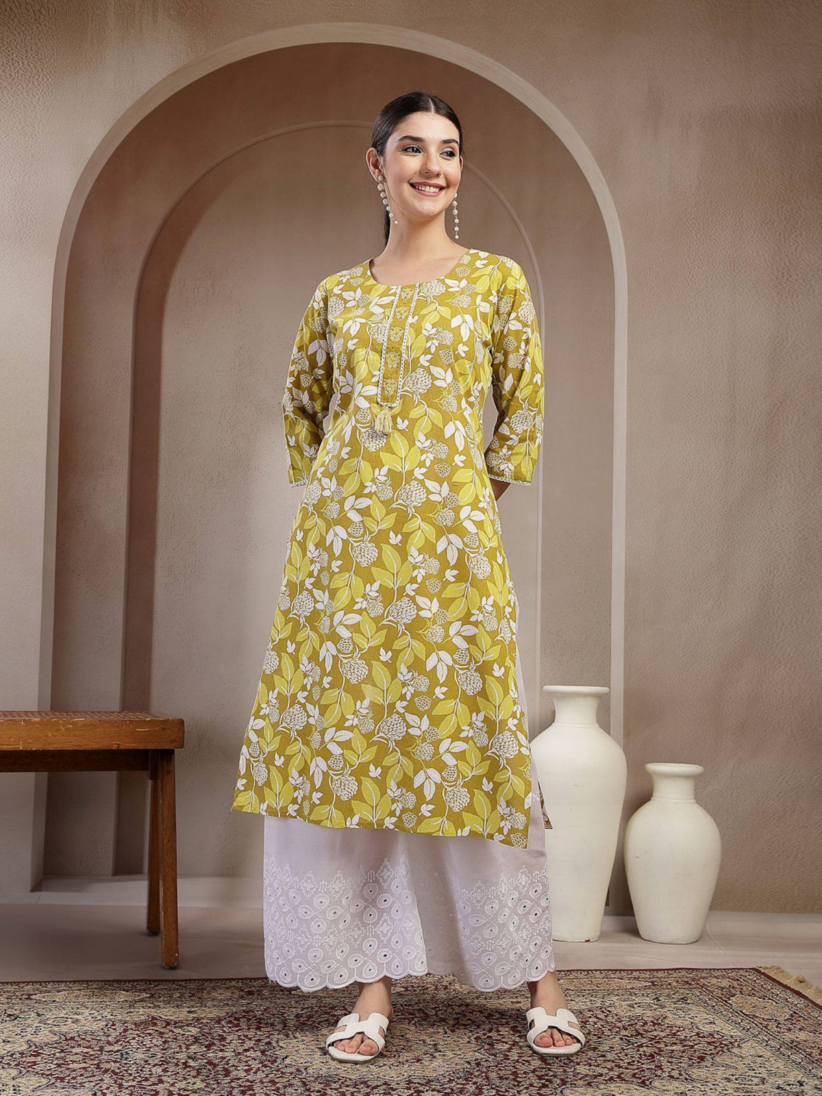 Women's Blue Floral Printed Cotton Straight Kurta | FY93 - view 36