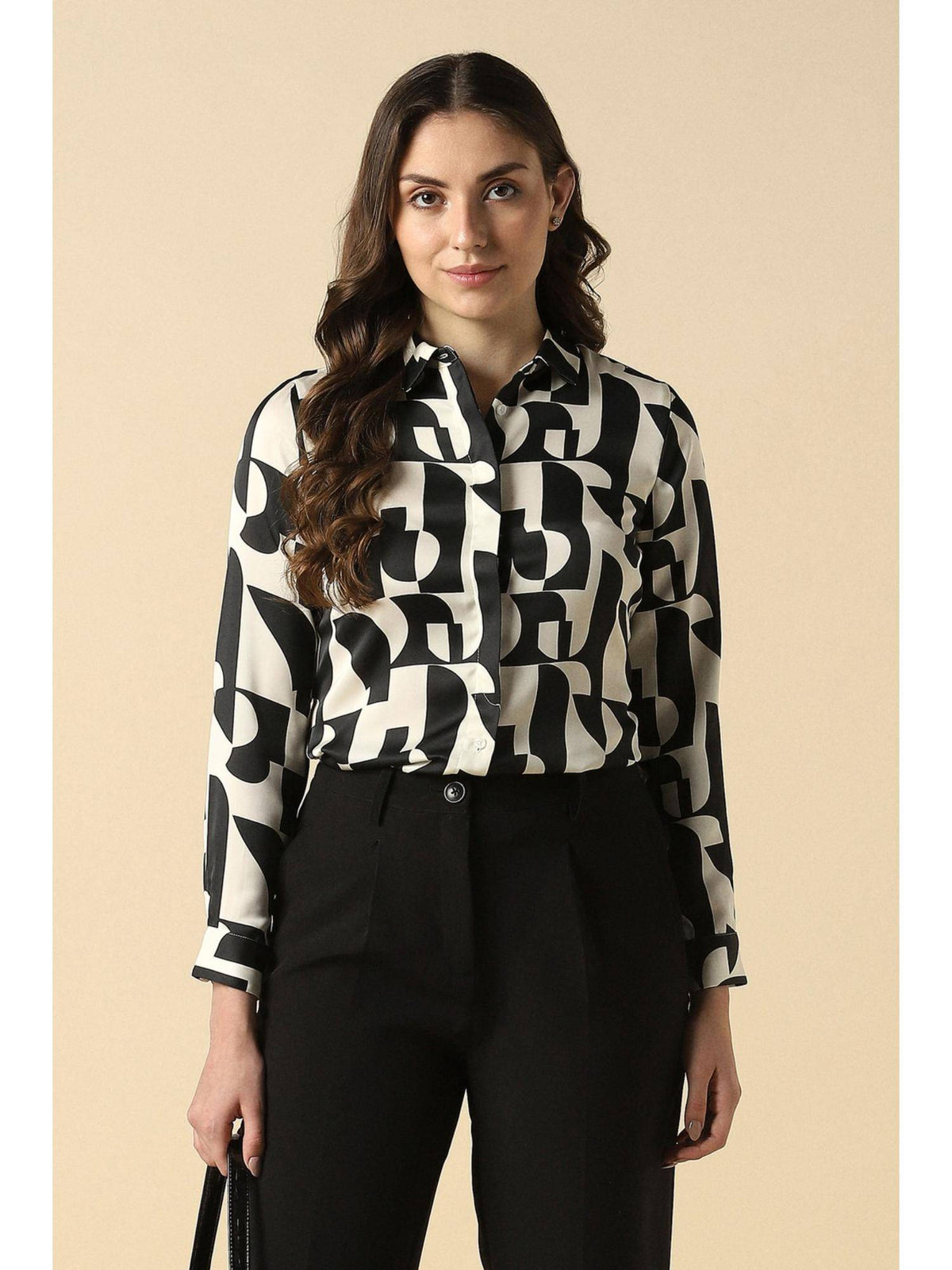 Women Black Print Long Sleeves Shirt | S67 - view 1