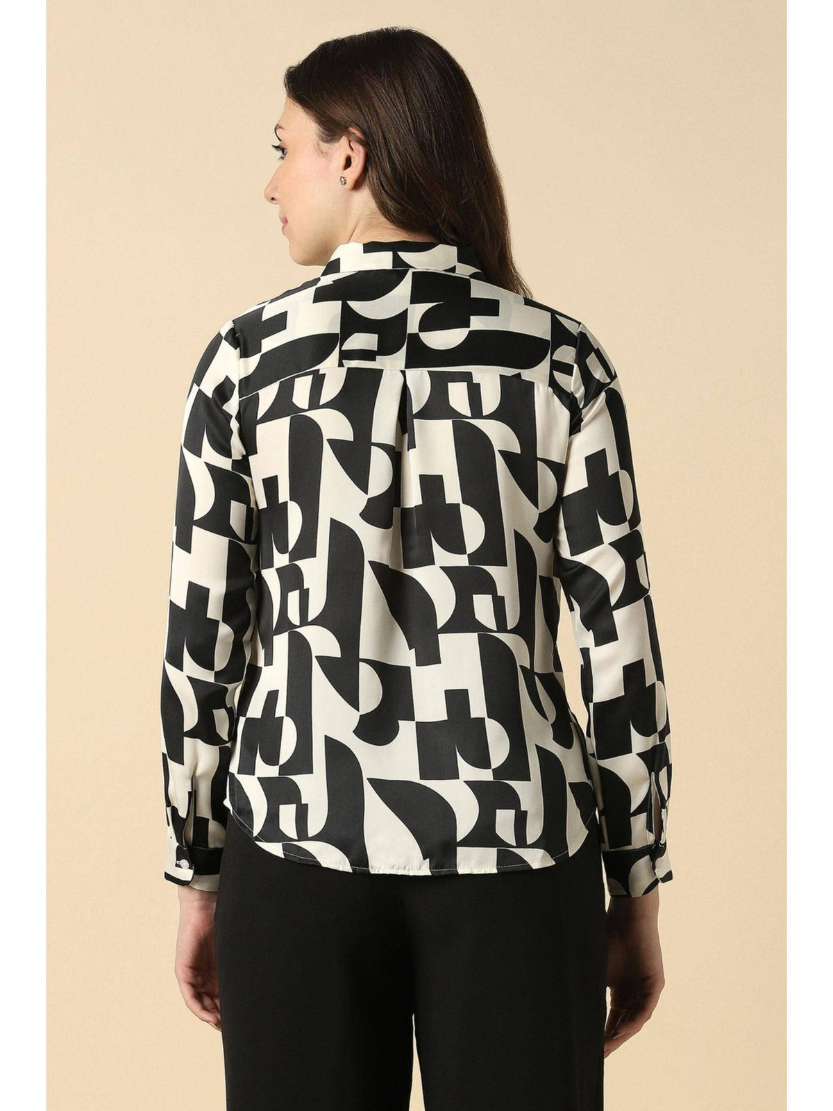 Women Black Print Long Sleeves Shirt | S67 - view 3
