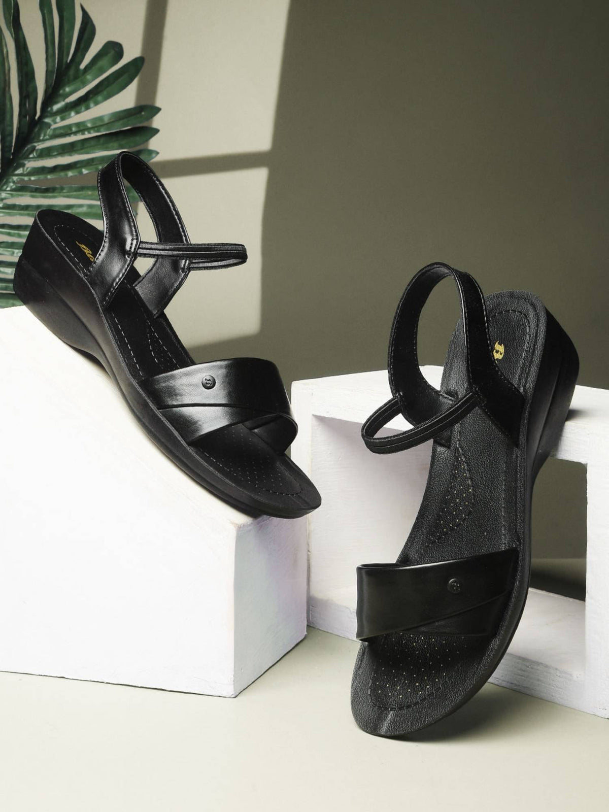 Women Black Sandals | SD89 - view 1