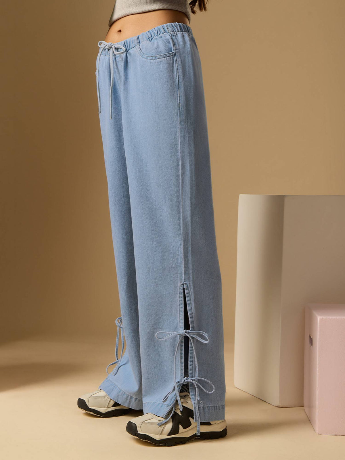 Blue Wide-Leg Denim Rosette Jeans | WL90 - view 1