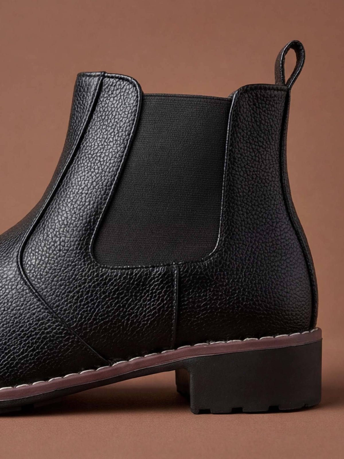 Women Black Chelsea Boots | BT61 - view 3