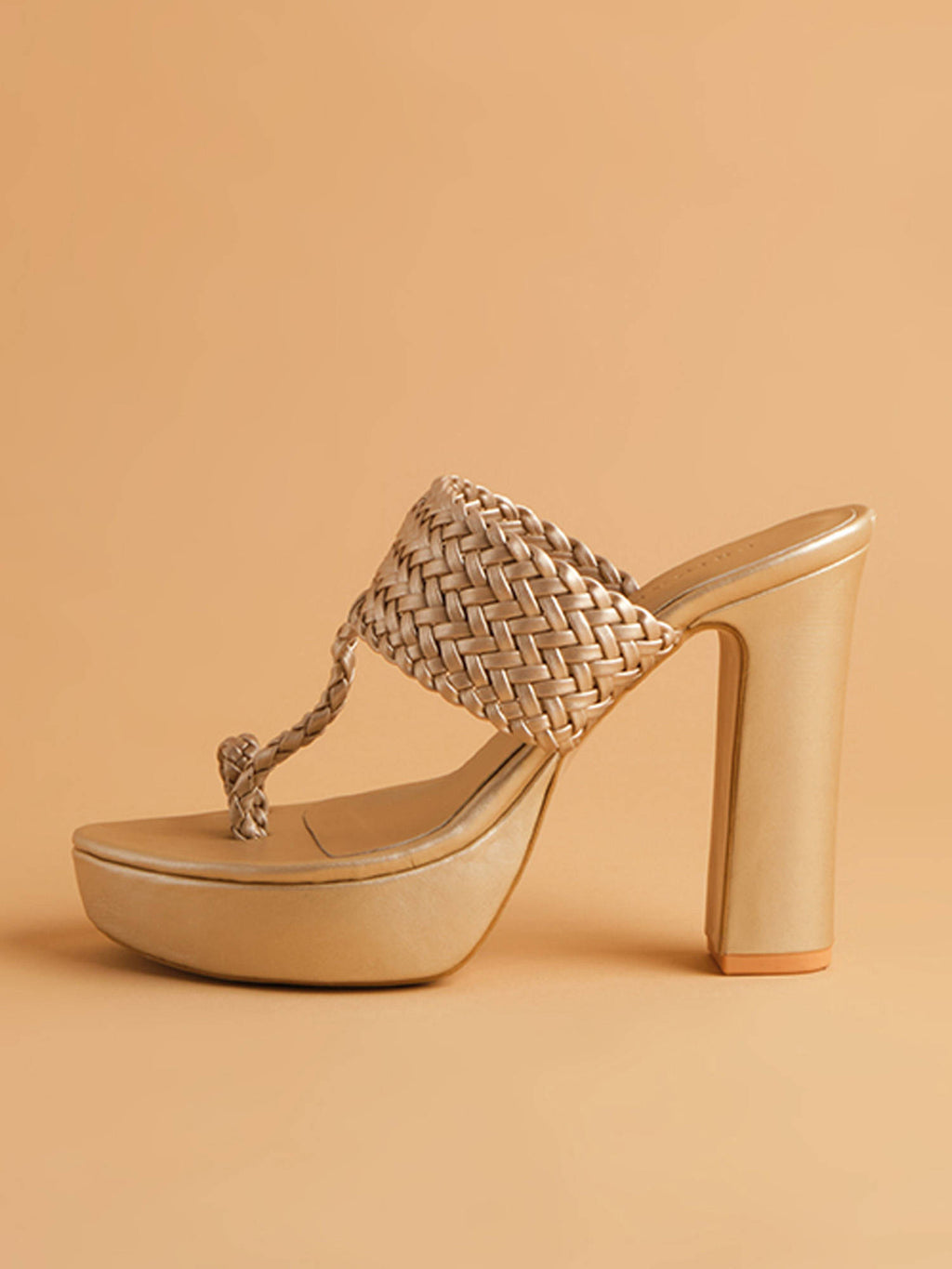 Woven Gold Frida Kolhapuri Heels | H78 - view 3