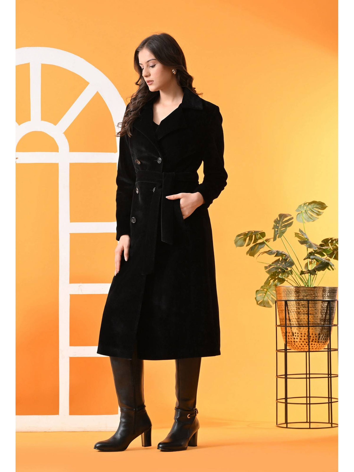 Black Solid Longline Women Winter Coat with Belt | JC78 - view 4