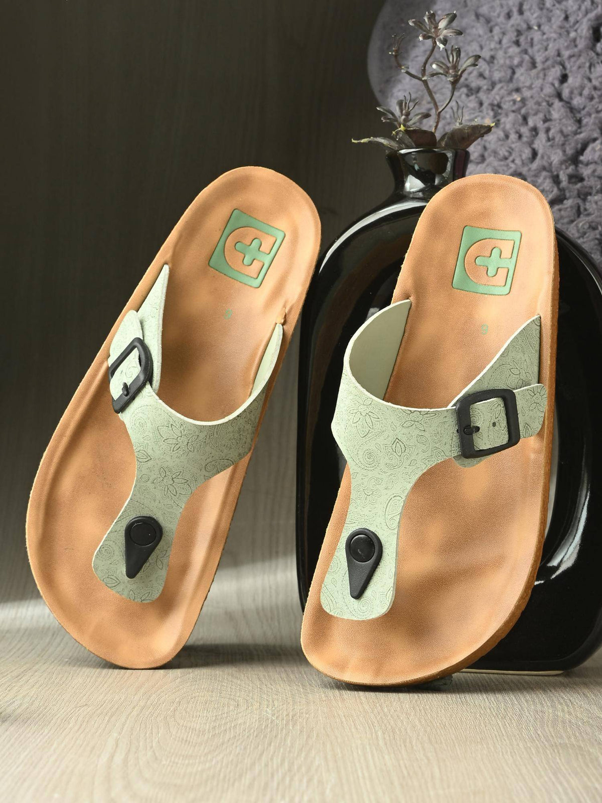 Women's Adjustable Buckle Orthopaedic Toe Ring Sandals - Olive | SD89 - view 3