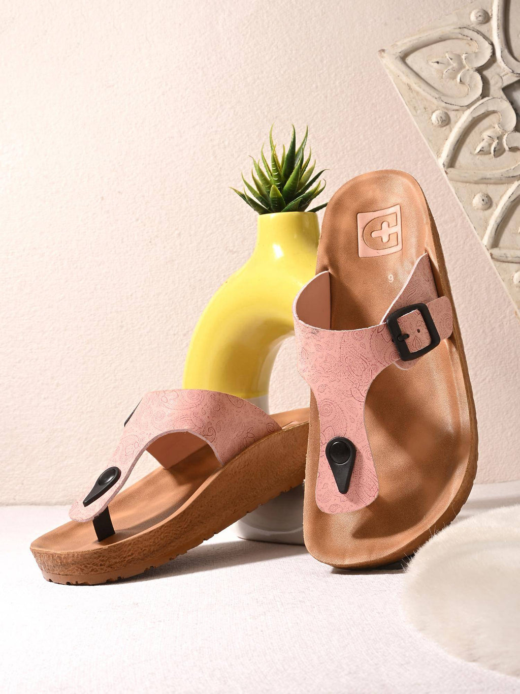 Women's Adjustable Buckle Orthopaedic Toe Ring Sandals - Peach | SD89 - view 6