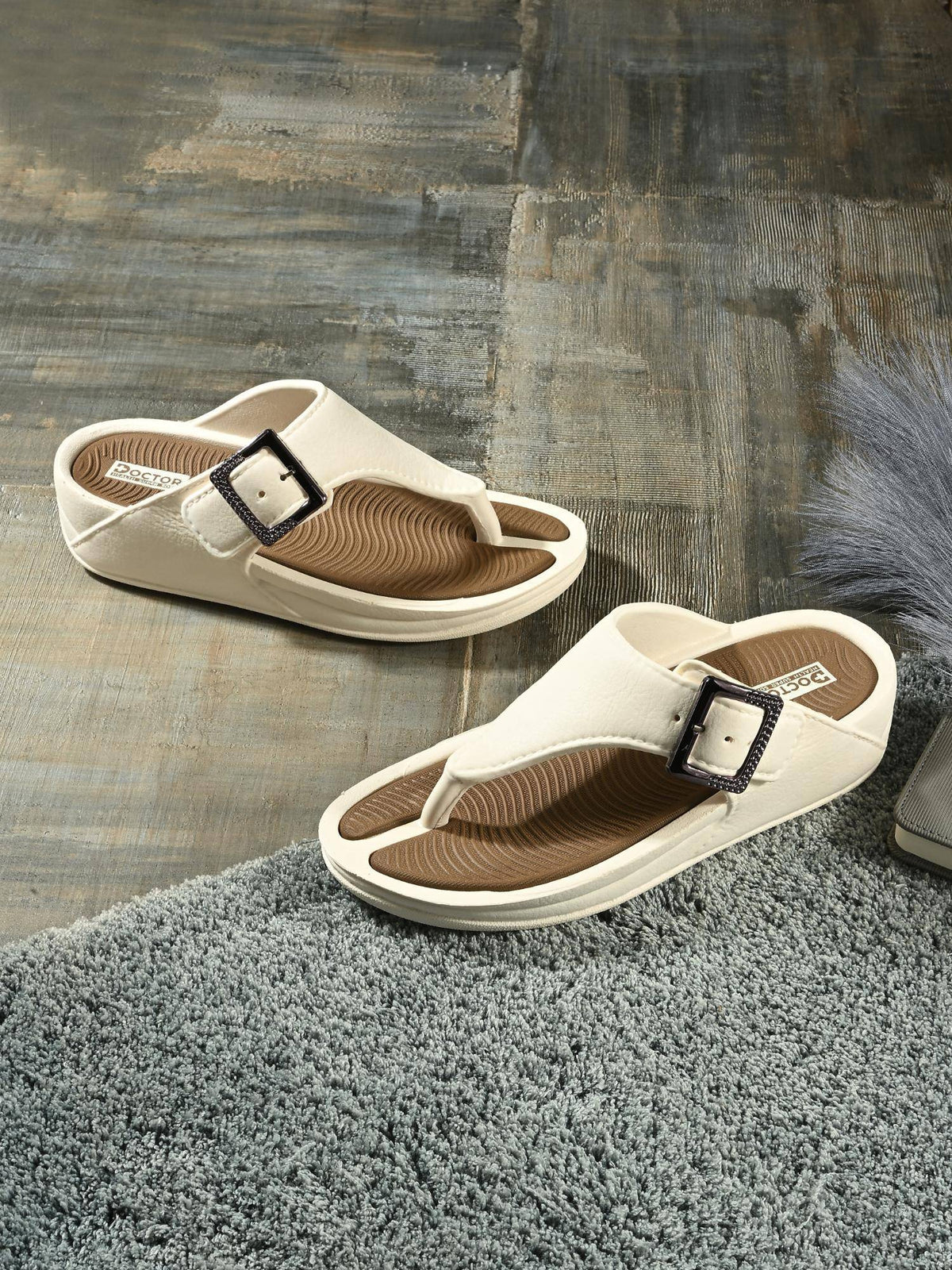 Women's Orthopaedic Toe Ring Sandals - Cream | SD89 - view 4