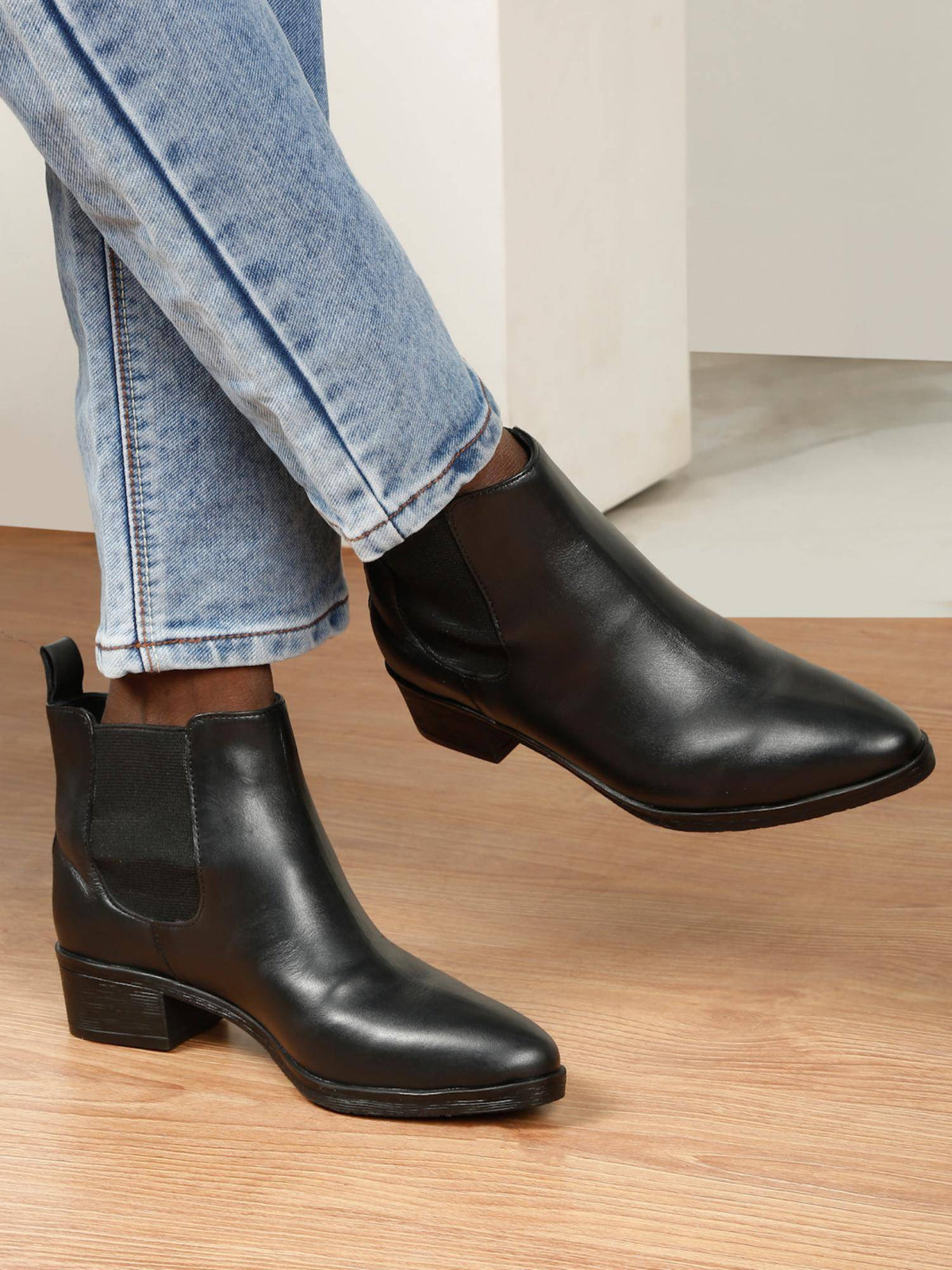 Women Brown Chelsea Boots | BT61 - view 8