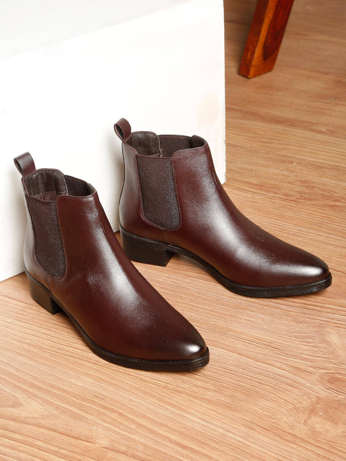 Women Brown Chelsea Boots | BT61 - view 2