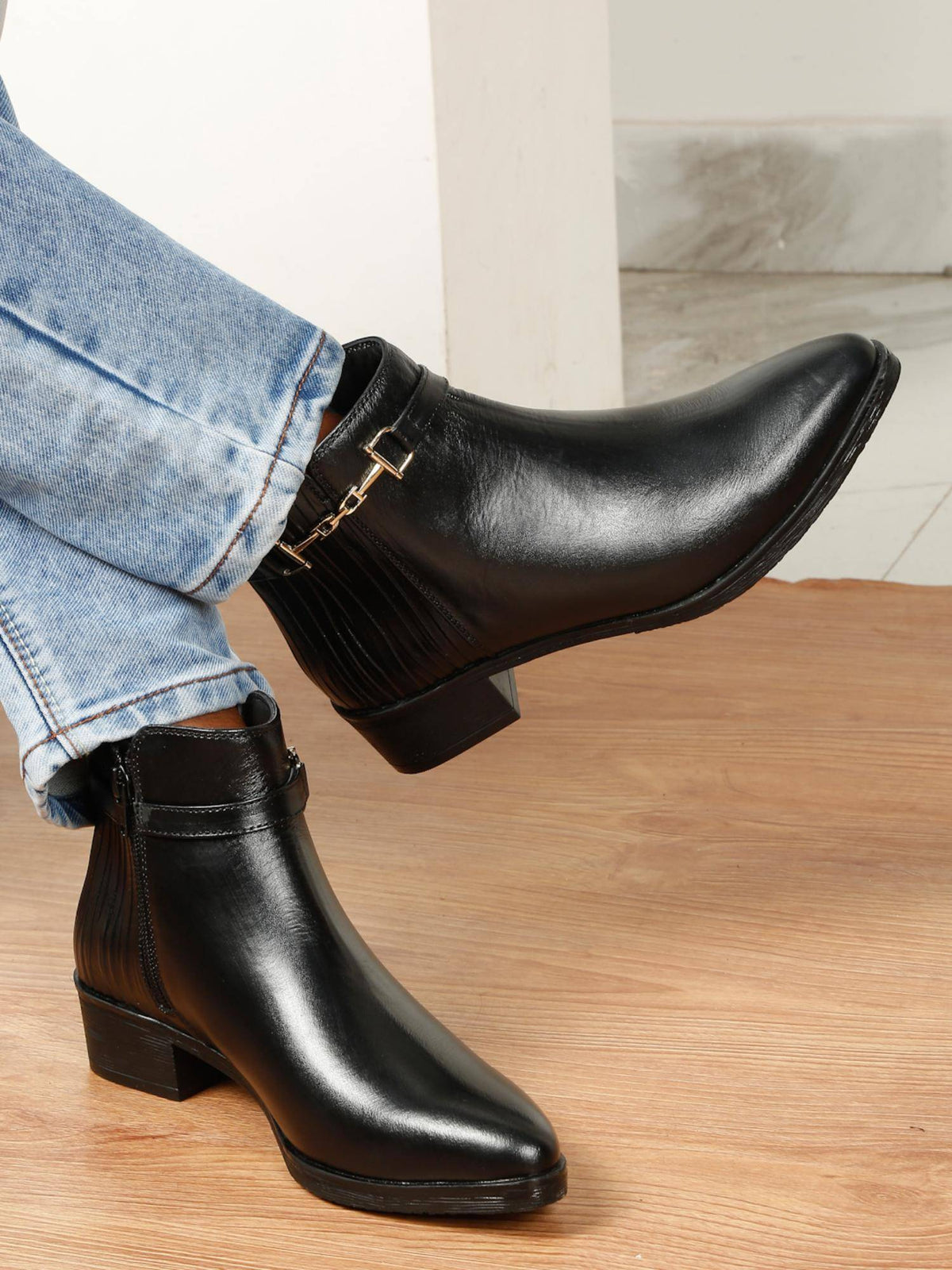 Women Brown Chelsea Boots | BT61 - view 8