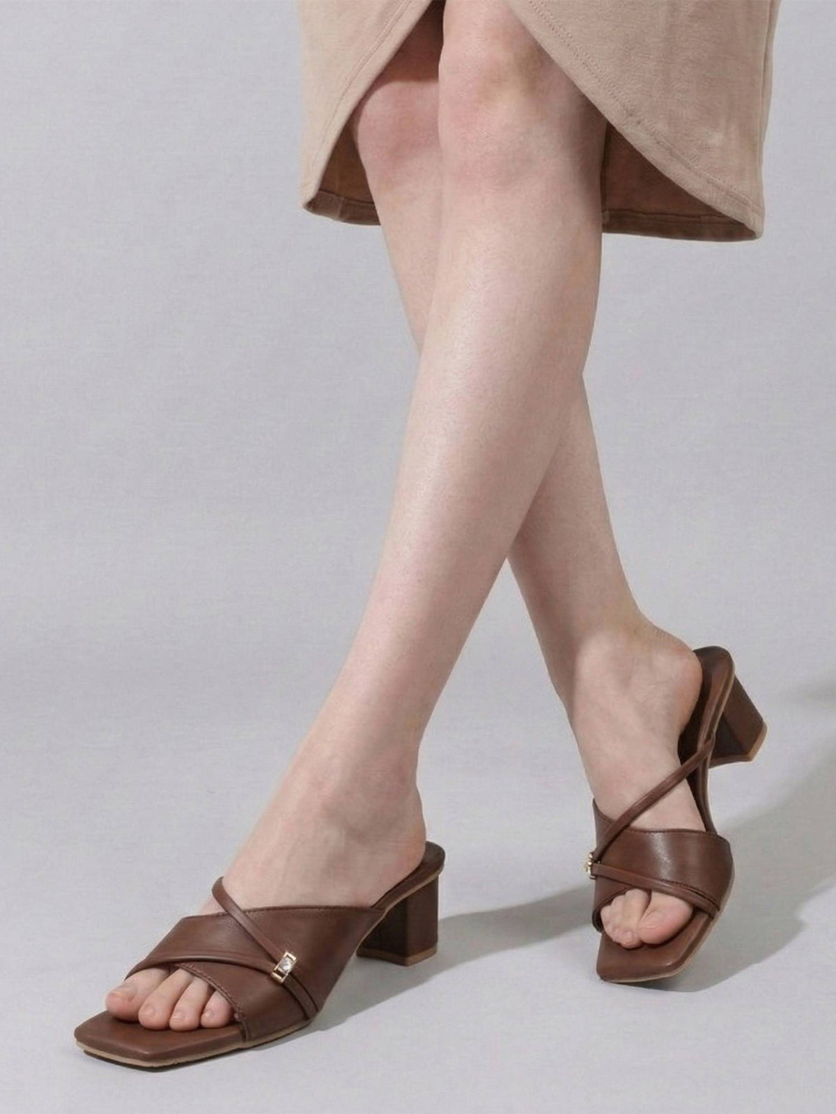 Women Brown Slip-On Square Toe Heels | H78 - view 5