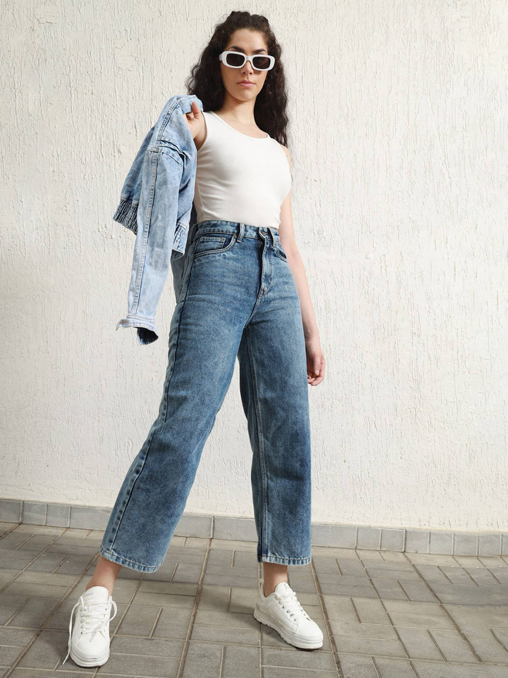 Women Baggy Fit High-Rise Heavy Fade Jeans | BG78 - view 2