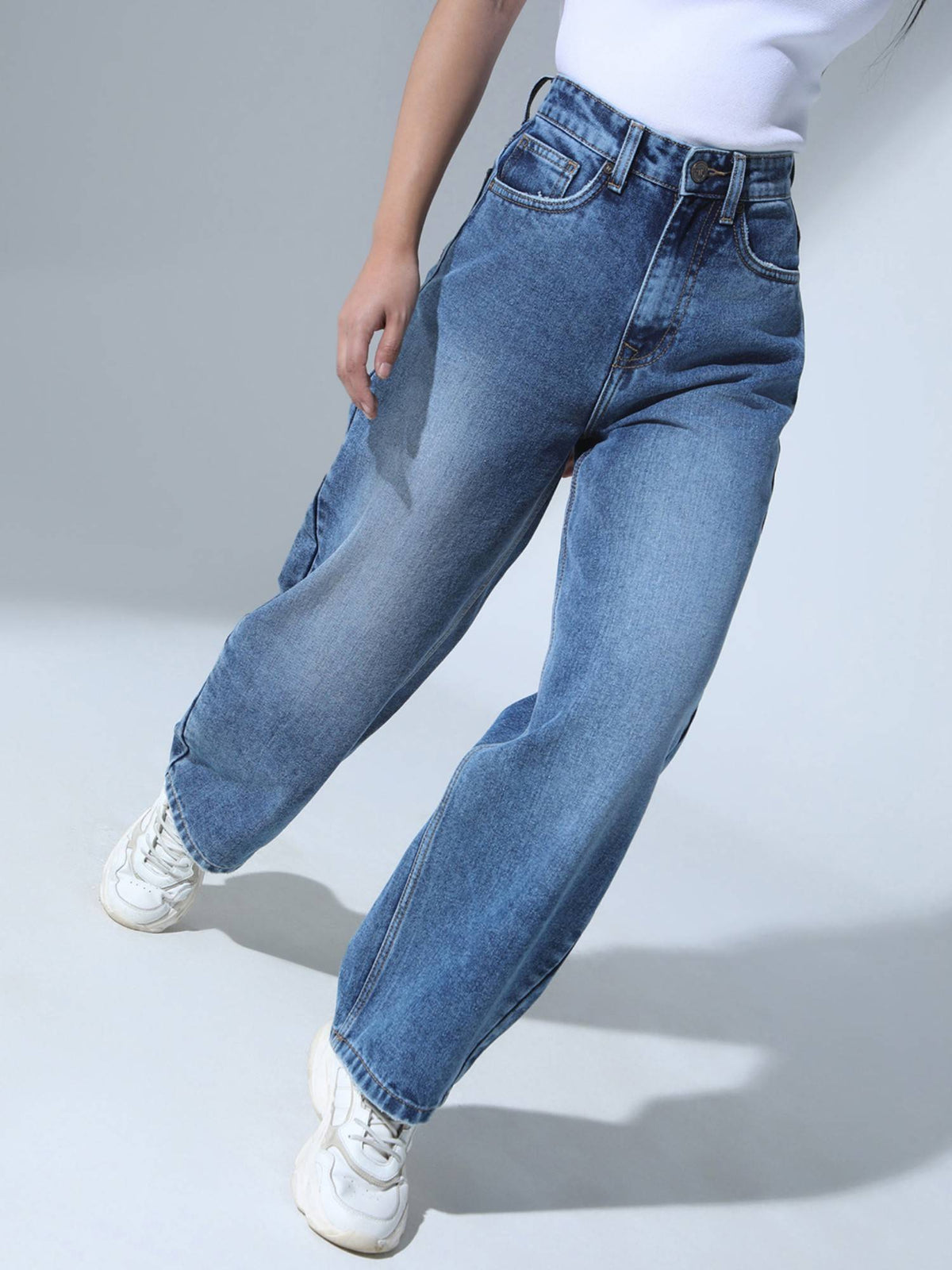 Women 90's baggy High-Rise Light Fade Jeans | RF89 - view 4