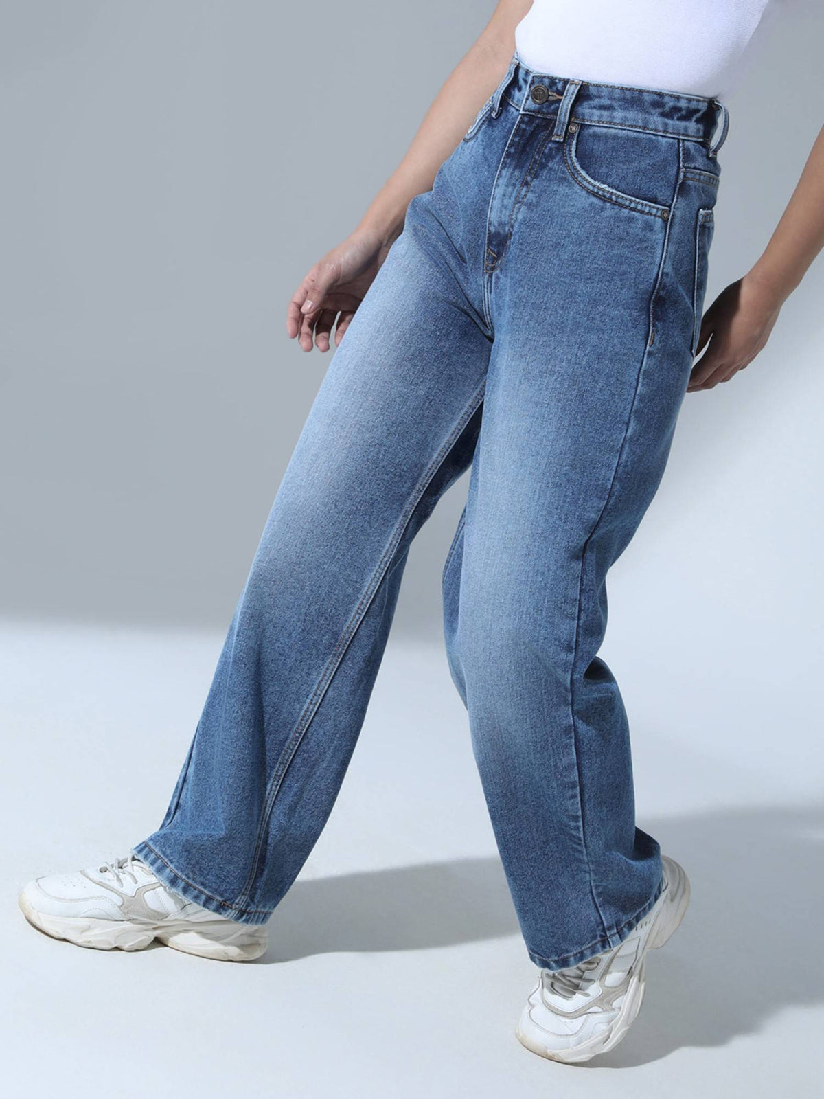 Women 90's baggy High-Rise Light Fade Jeans | RF89 - view 5