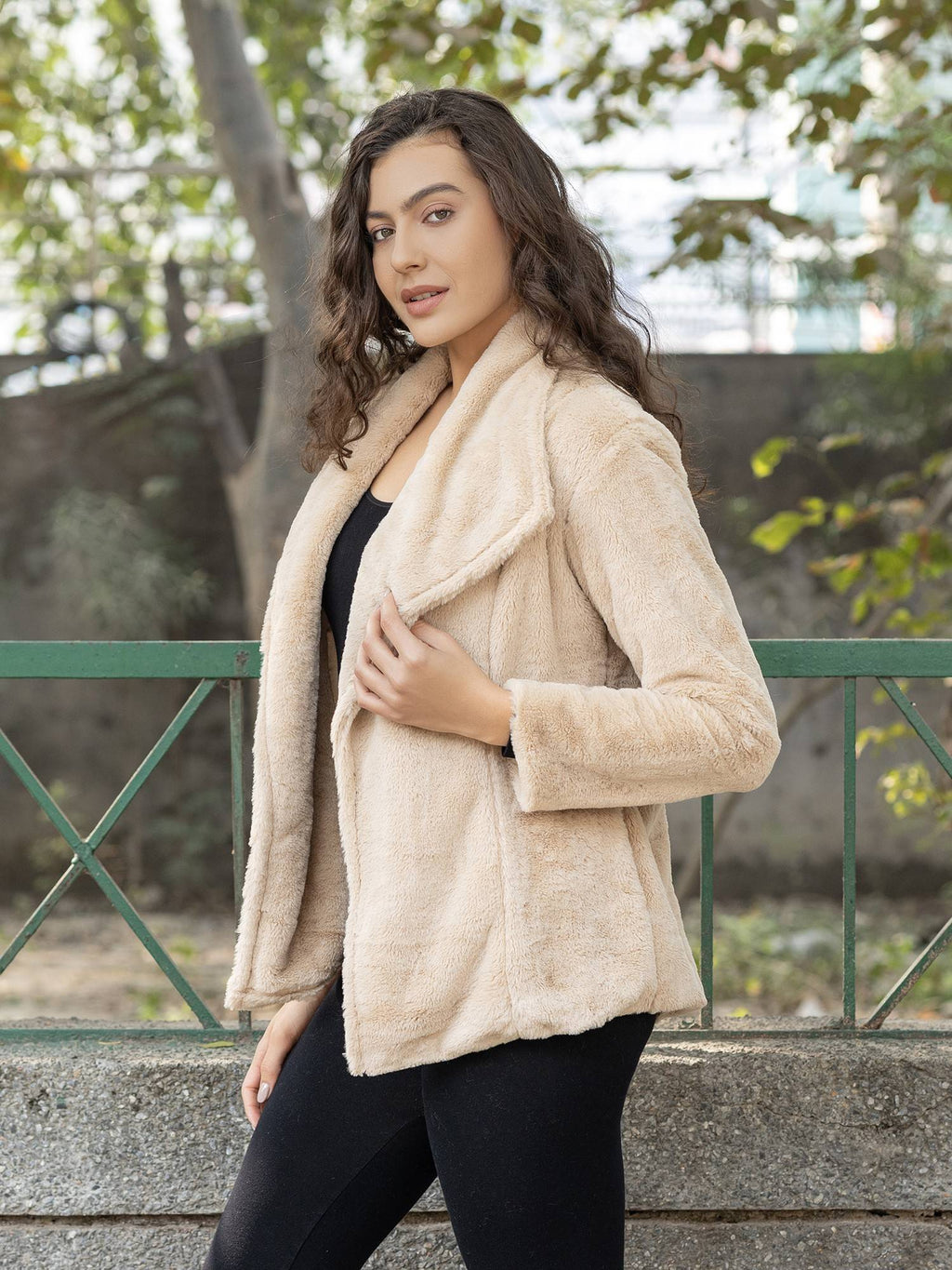 Beige Short Fur With Collar Jacket | JC78 - view 4