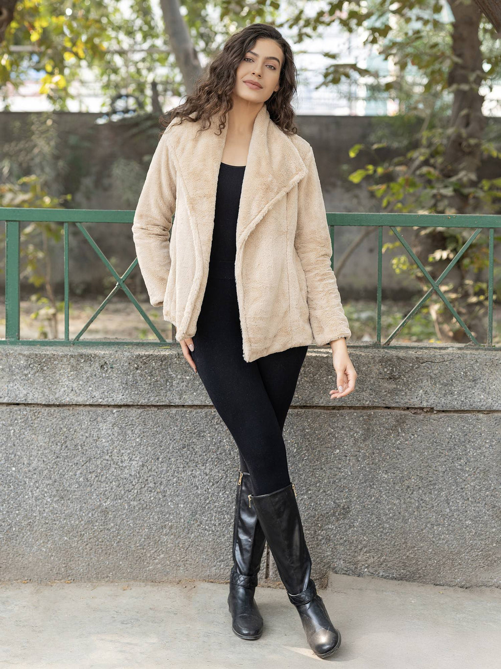 Beige Short Fur With Collar Jacket | JC78 - view 5