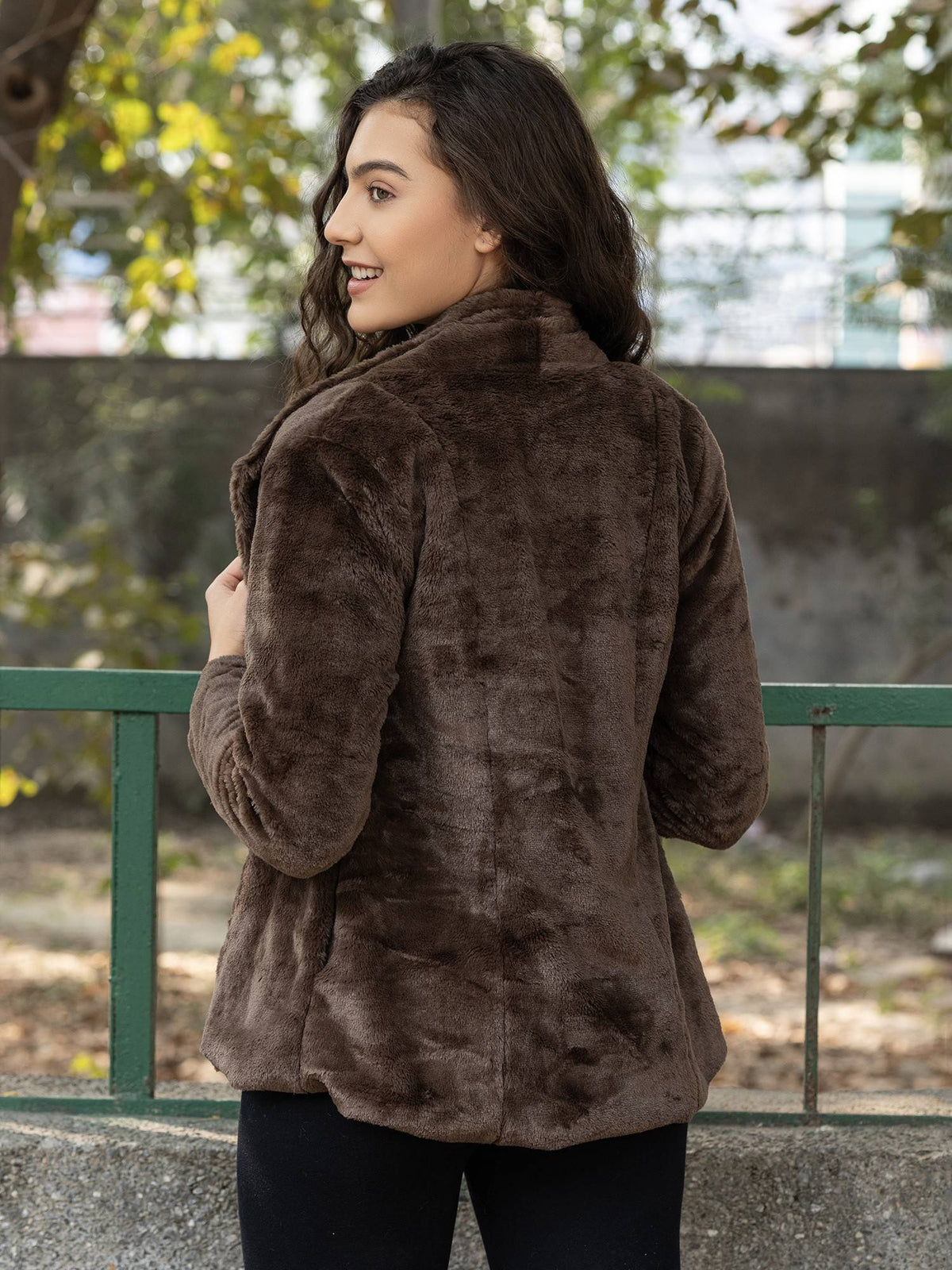Brown Short Fur With Collar Jacket | JC78 - view 3