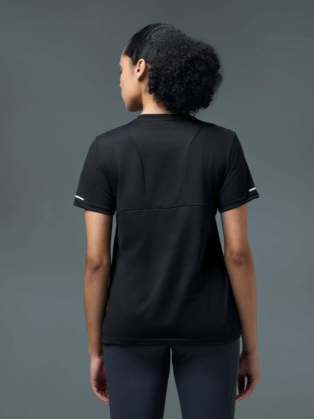 Women Grey Solid Regular Fit Round Neck Sports T-Shirt with Technocool+ | TT89 - view 10