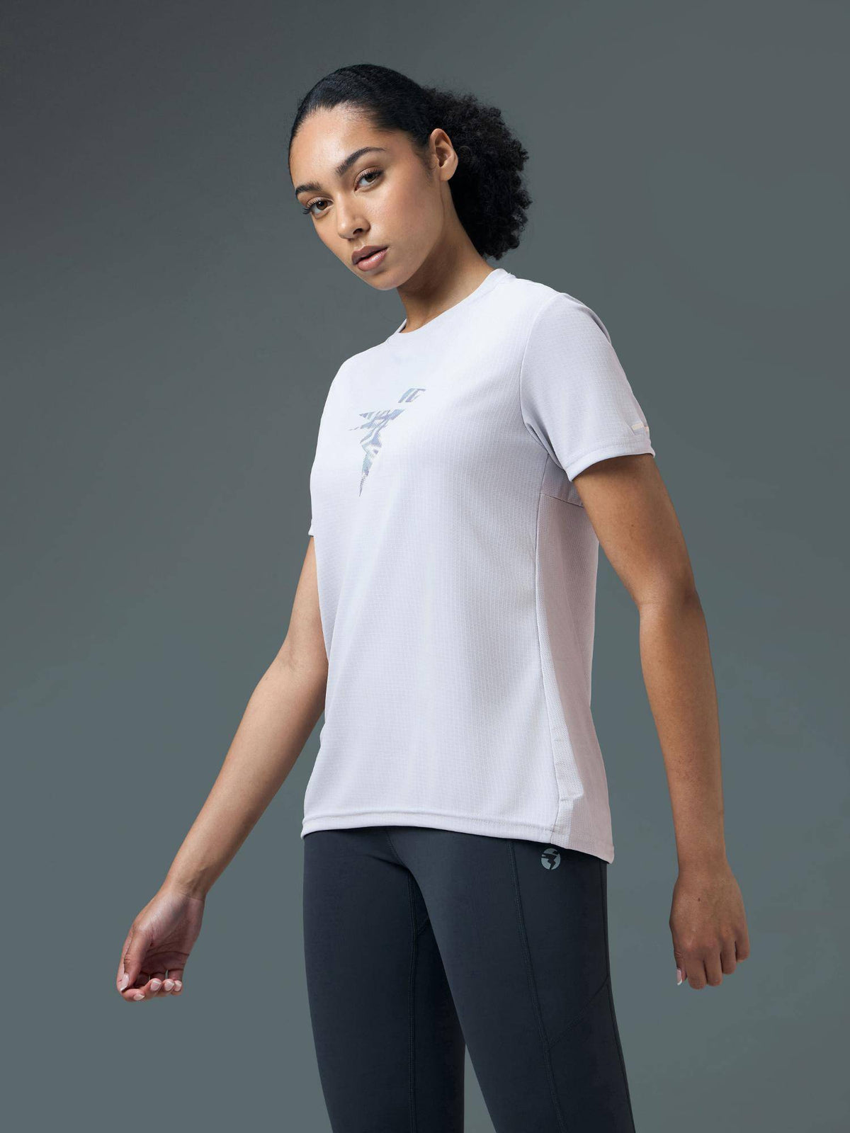 Women Grey Solid Regular Fit Round Neck Sports T-Shirt with Technocool+ | TT89 - view 3