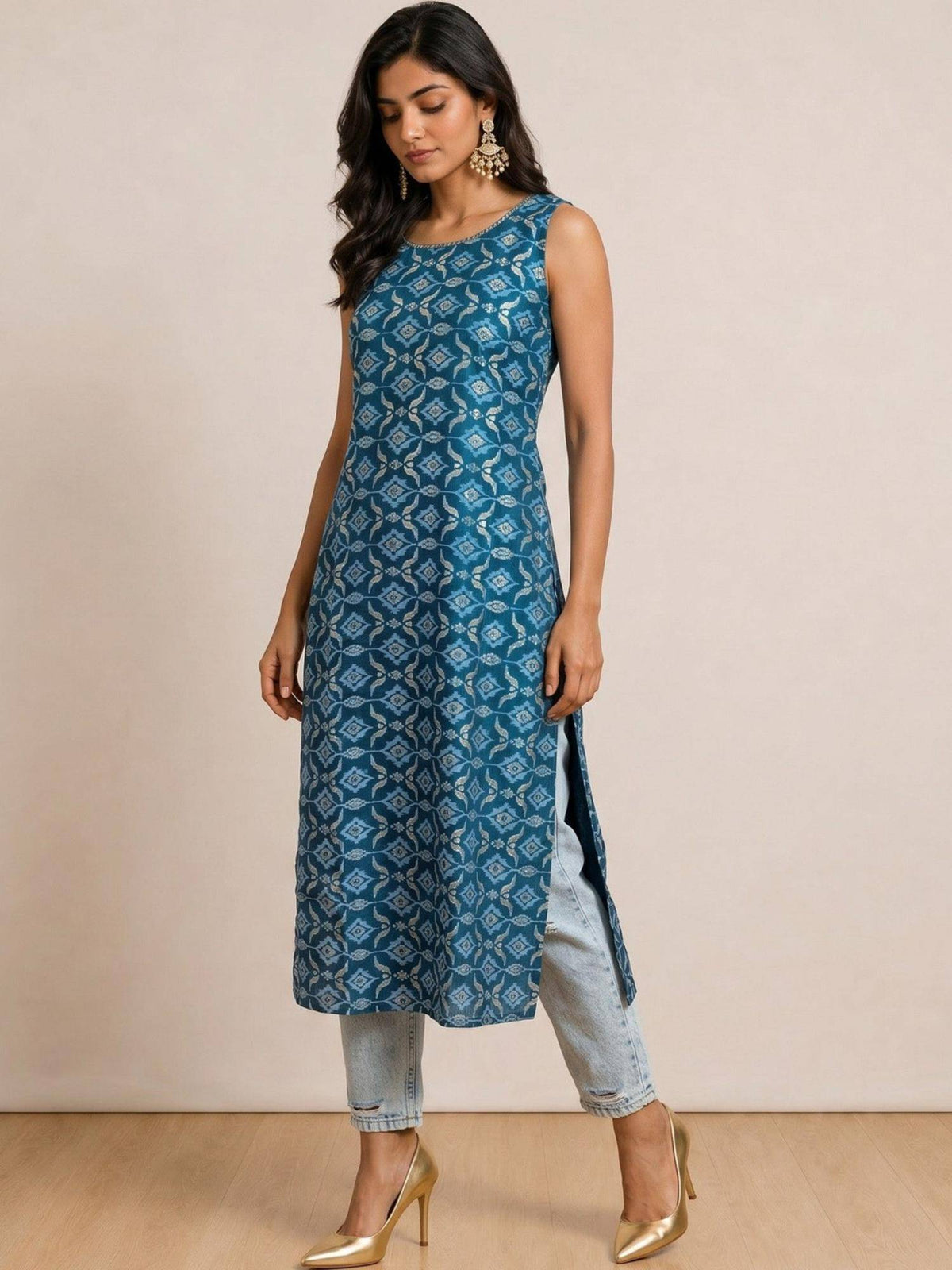 Womens Blue Cotton Blend Printed Round Neck Sleeveless Kurta | U3S - view 4