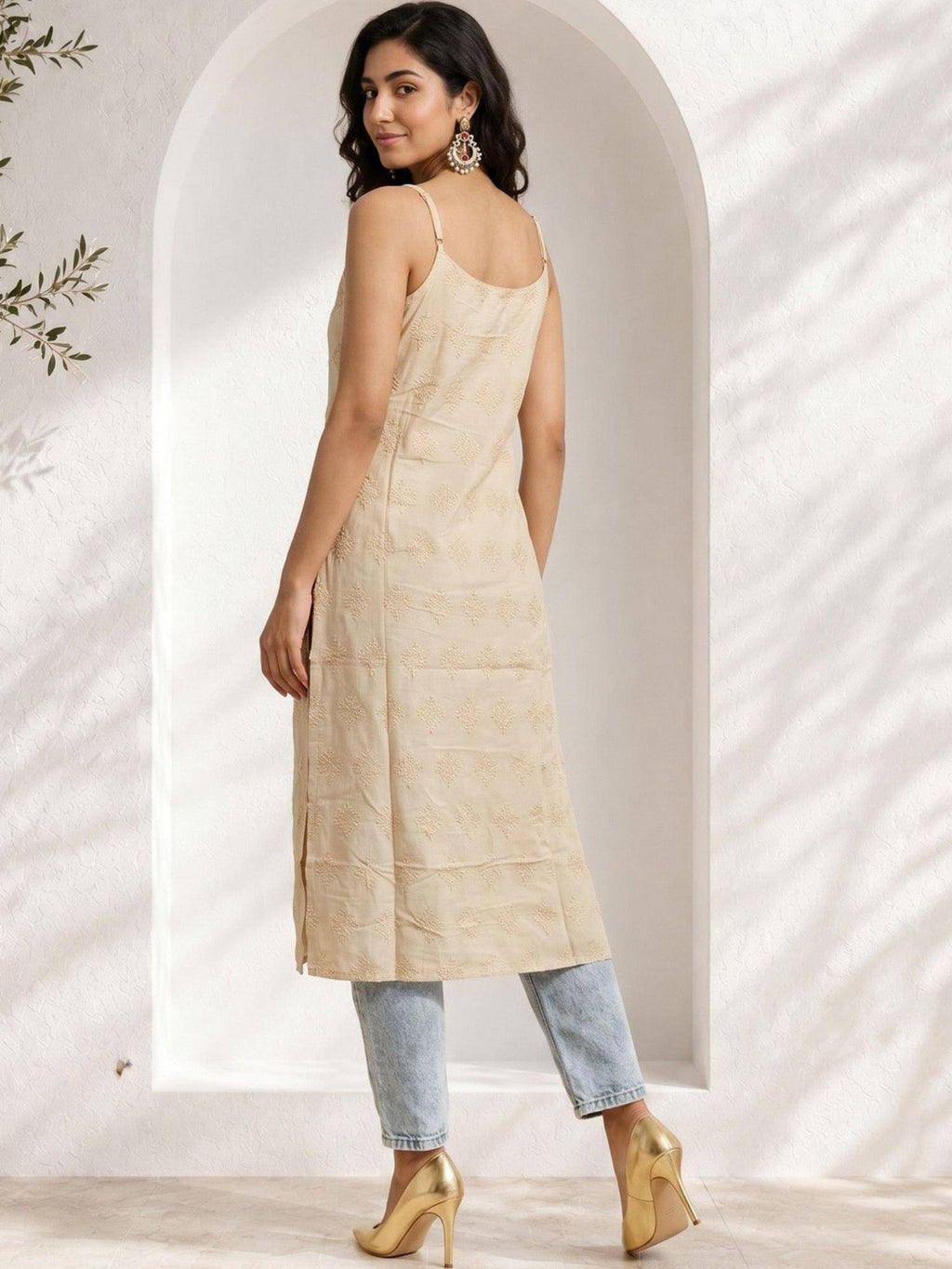 Womens Blue Pure Cotton Lace Work Round Neck Sleeveless Kurta | U3S - view 6
