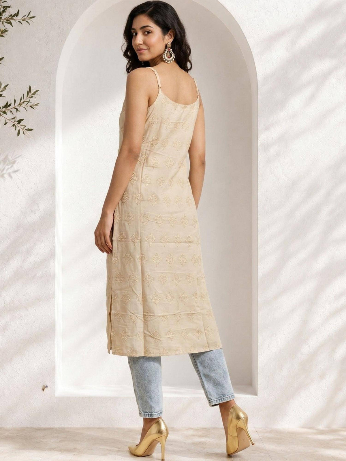 Womens Rust Pure Cotton Lace Work Round Neck Sleeveless Kurta | U3S - view 12