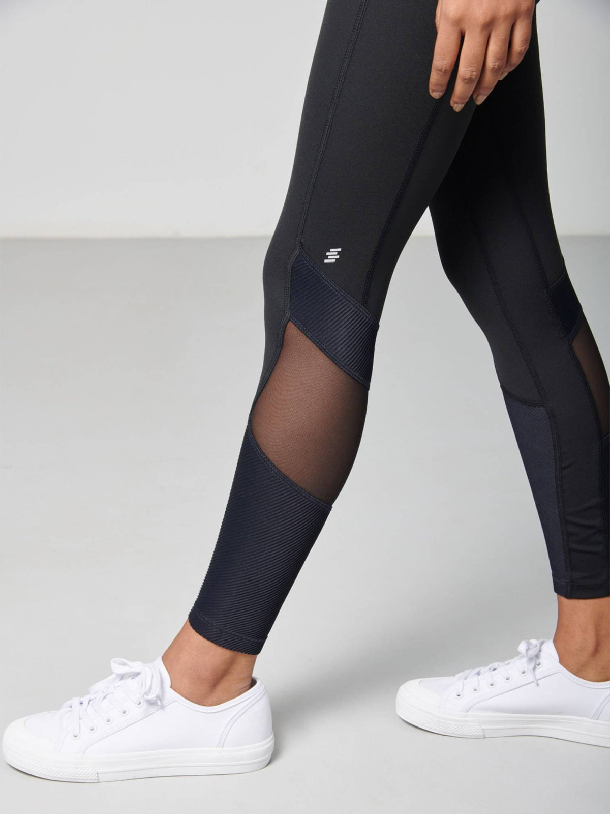 Women Black High Waist Leggings | L90 - view 4