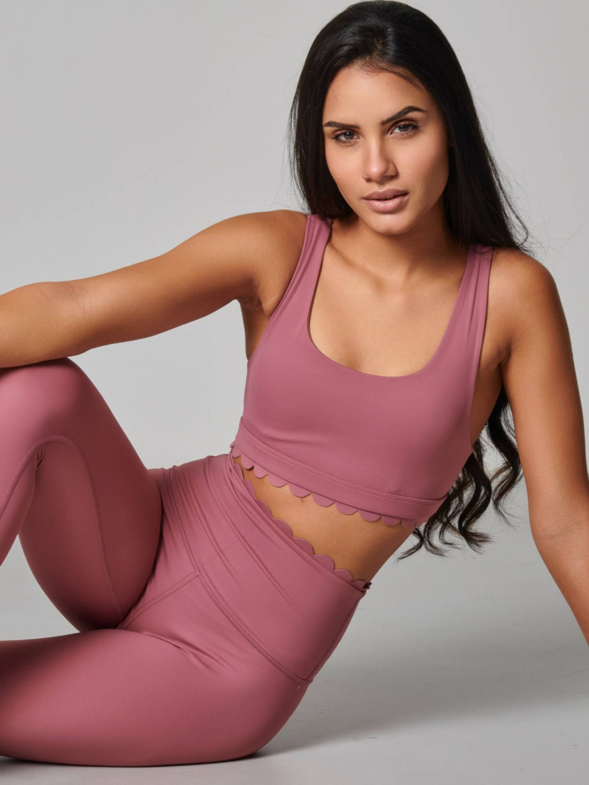 Women Scallop Edge Berry Sports Bra | sb09 - view 4