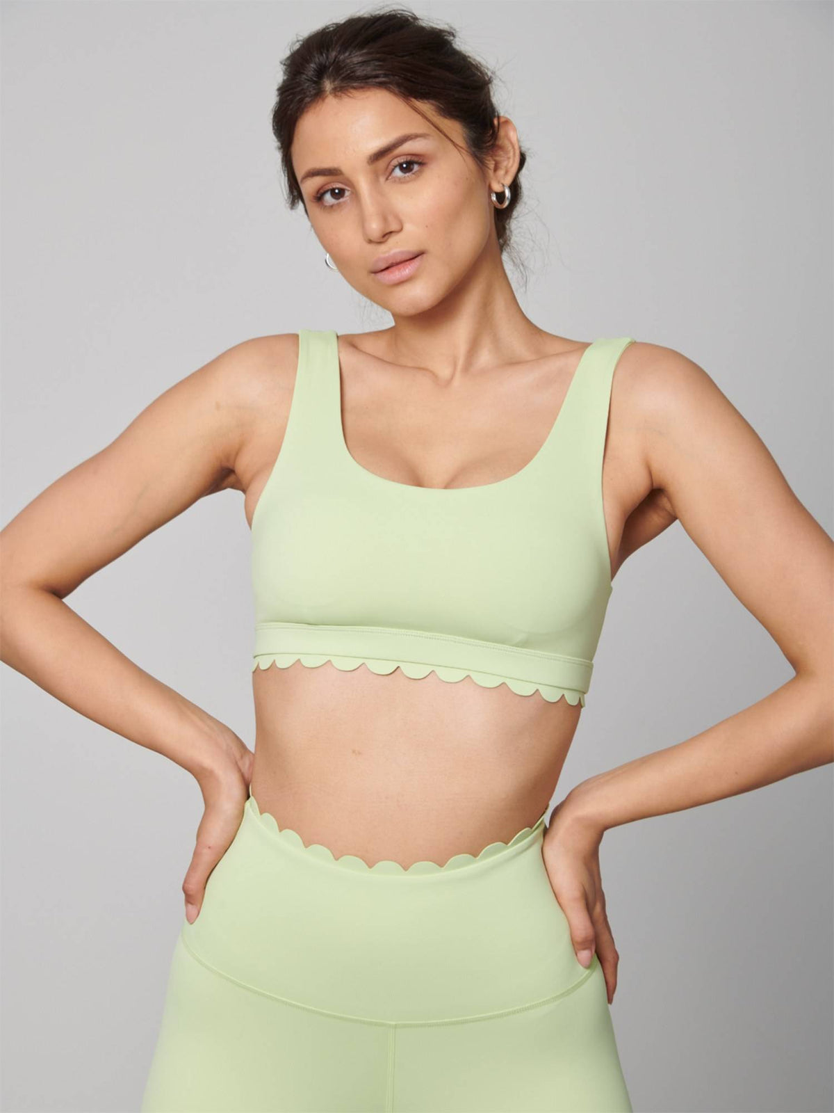 Women Scallop Edge Berry Sports Bra | sb09 - view 5
