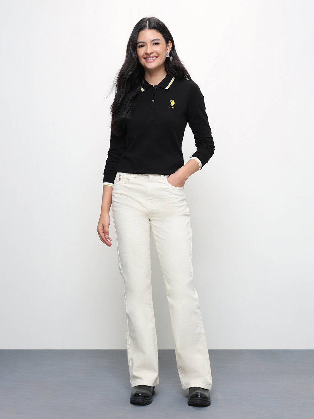 Black Women Solid Regular Fit Polo T-shirt | PW43 - view 3