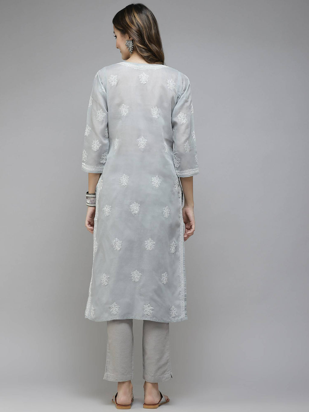 Hand Embroidered White Cotton Lucknowi Chikan Kurta (XS) (A411181) | KDG - view 53