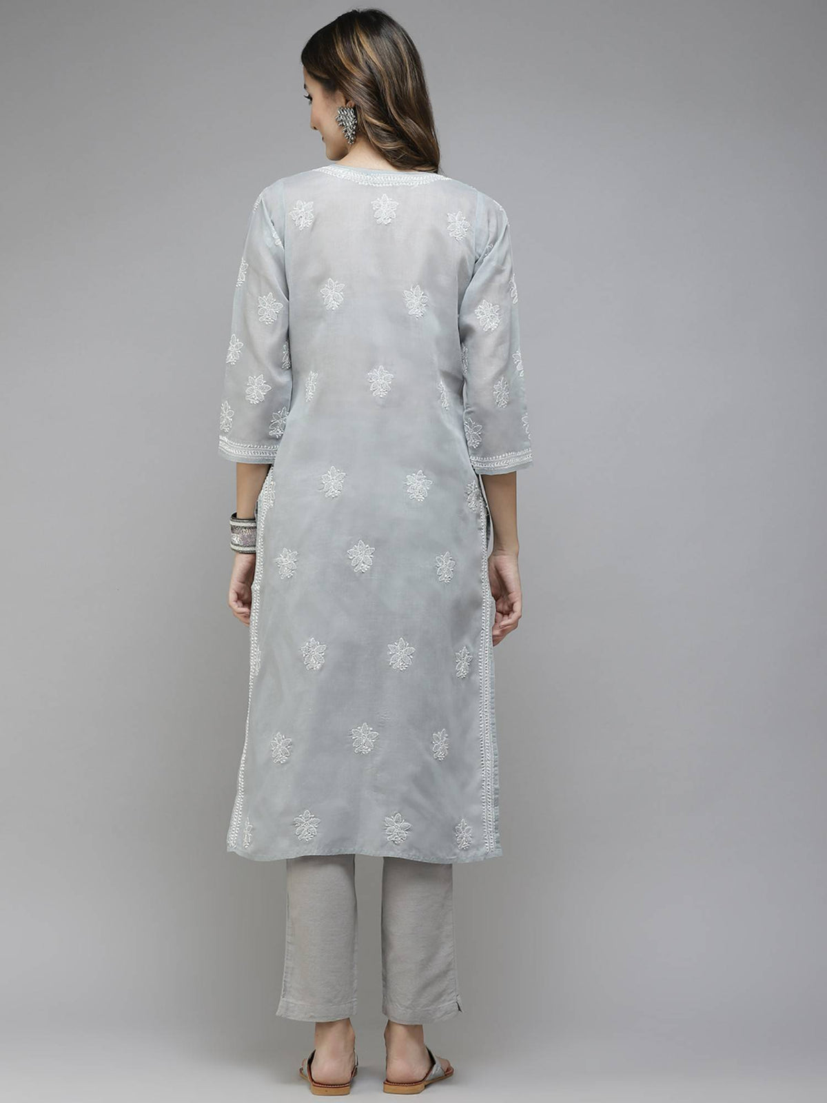 Hand Embroidered White Cotton Lucknowi Chikan Kurta (XS) (A411181) | KDG - view 53