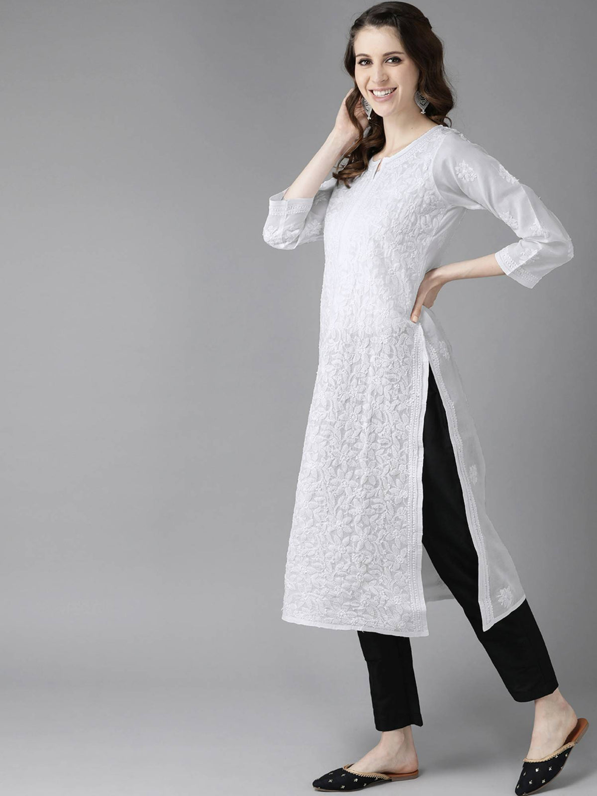 Hand Embroidered White Cotton Lucknowi Chikan Kurta (XS) (A411181) | KDG - view 3