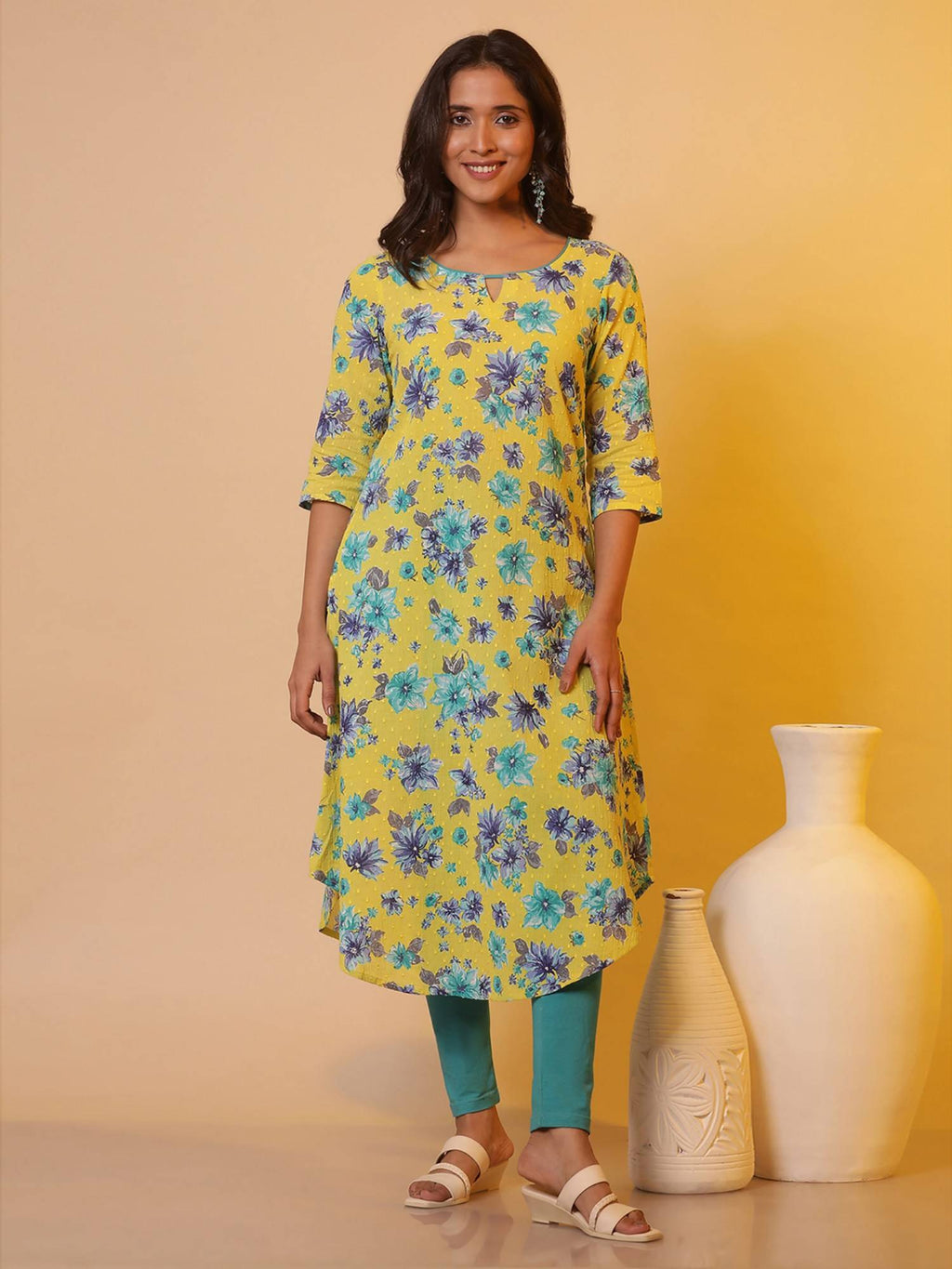 Women Yellow Floral Printed Cotton Kurta | KDG - view 2