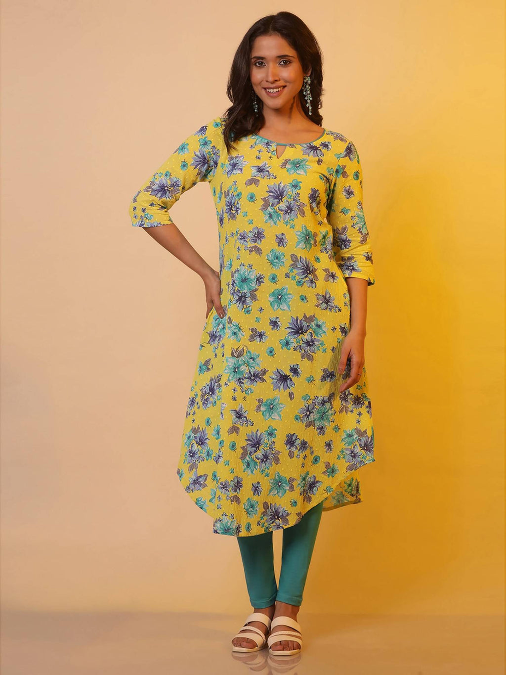Women Yellow Floral Printed Cotton Kurta | KDG - view 3