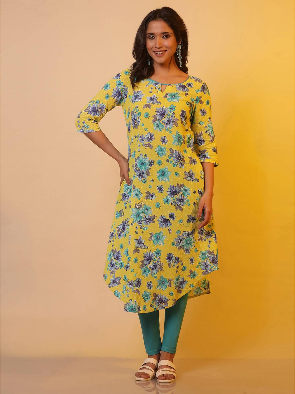 Women Yellow Floral Printed Cotton Kurta | KDG - view 3