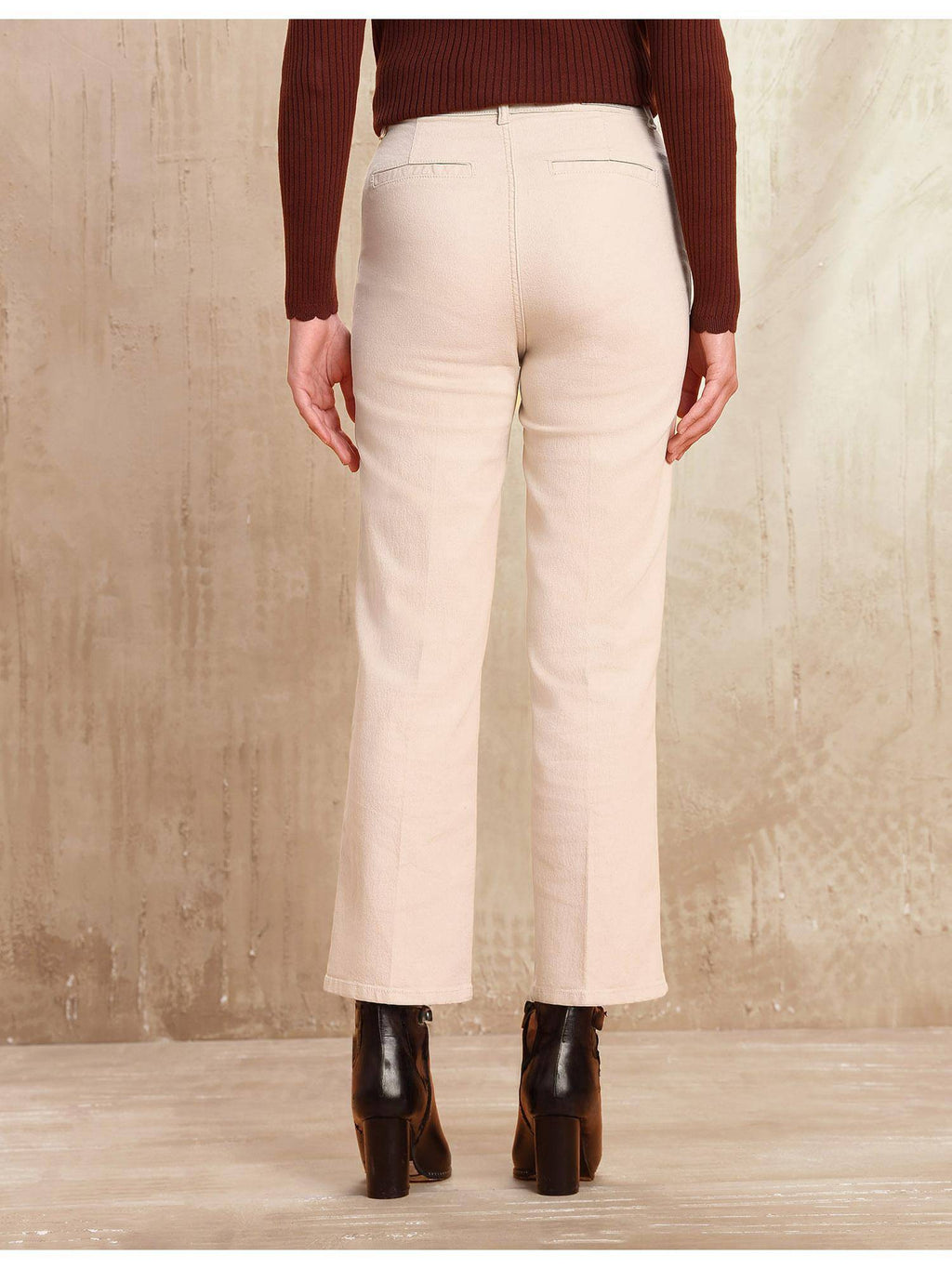 Women White Solid High Rise Straight Fit Jeans | ST23 - view 5