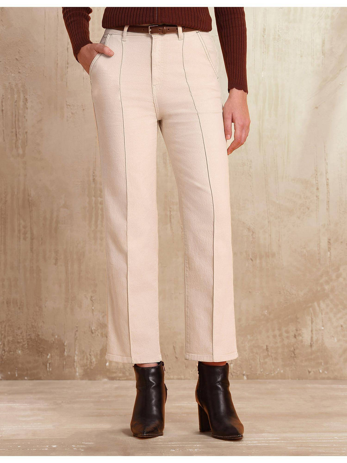 Women White Solid High Rise Straight Fit Jeans | ST23 - view 6