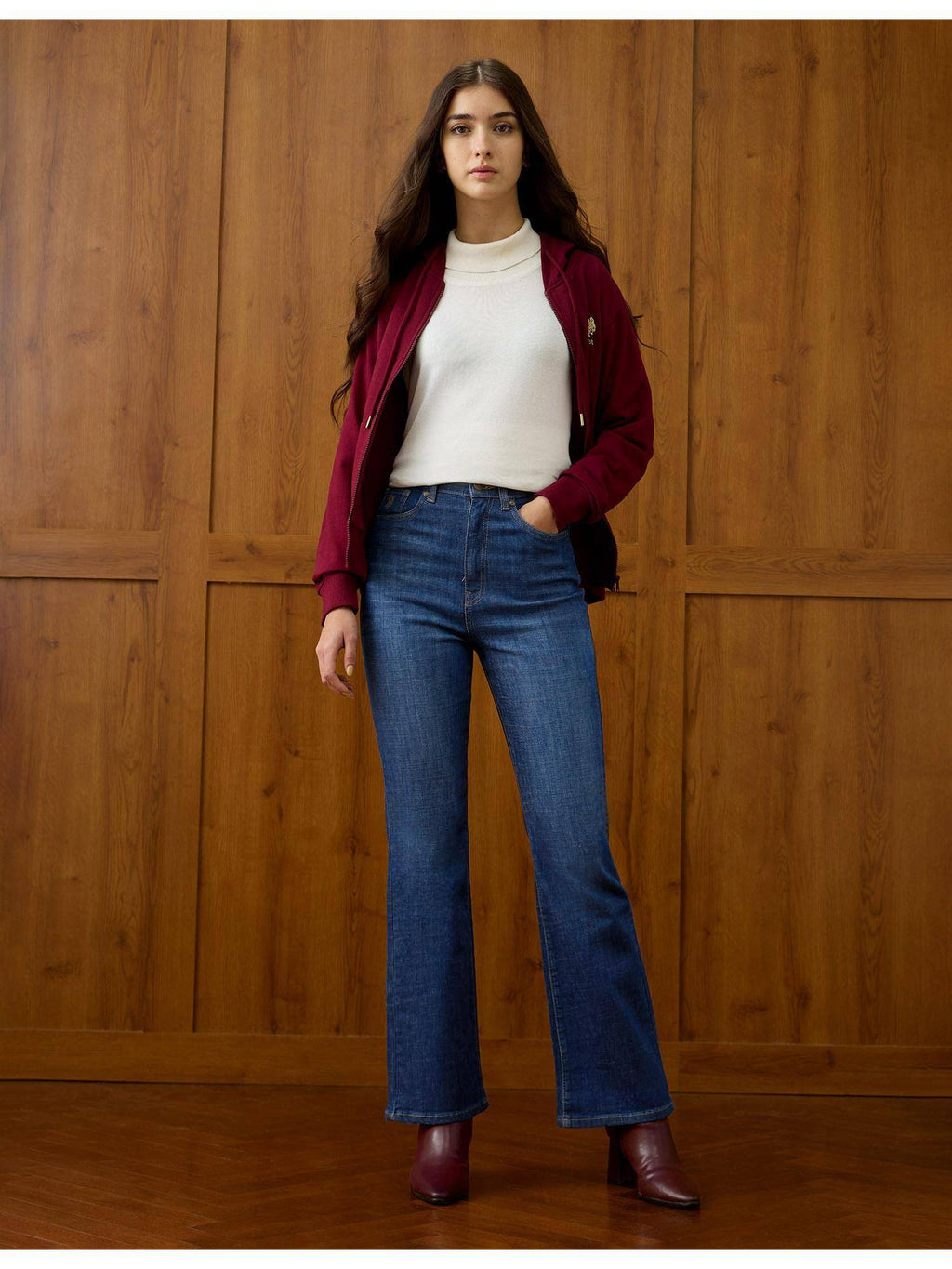 Women Blue Ultra-High Rise Bootcut Fit Jeans | BT10 - view 3