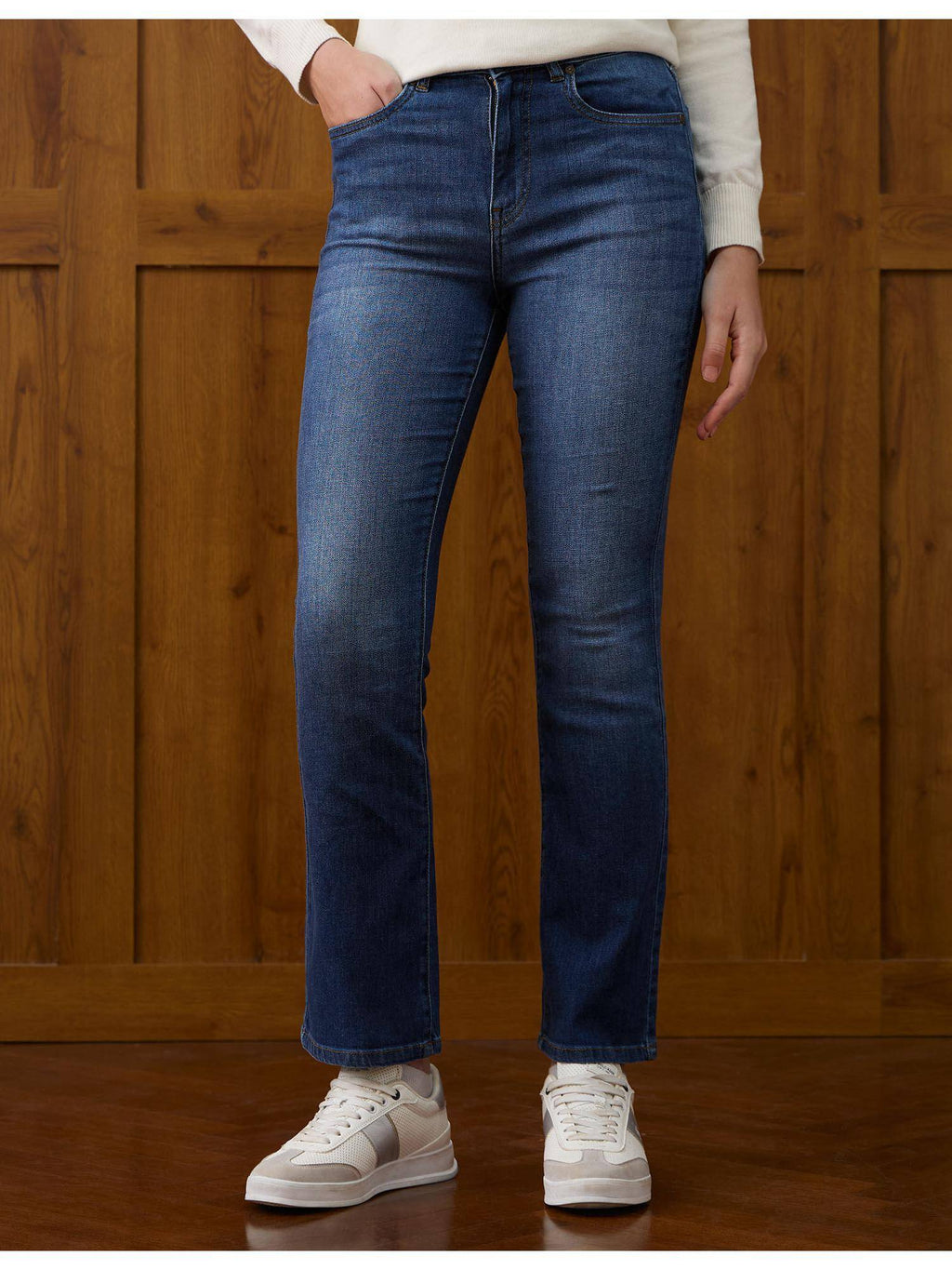 Women Blue Solid Whiskered Bootcut Fit Jeans | BT10 - view 1