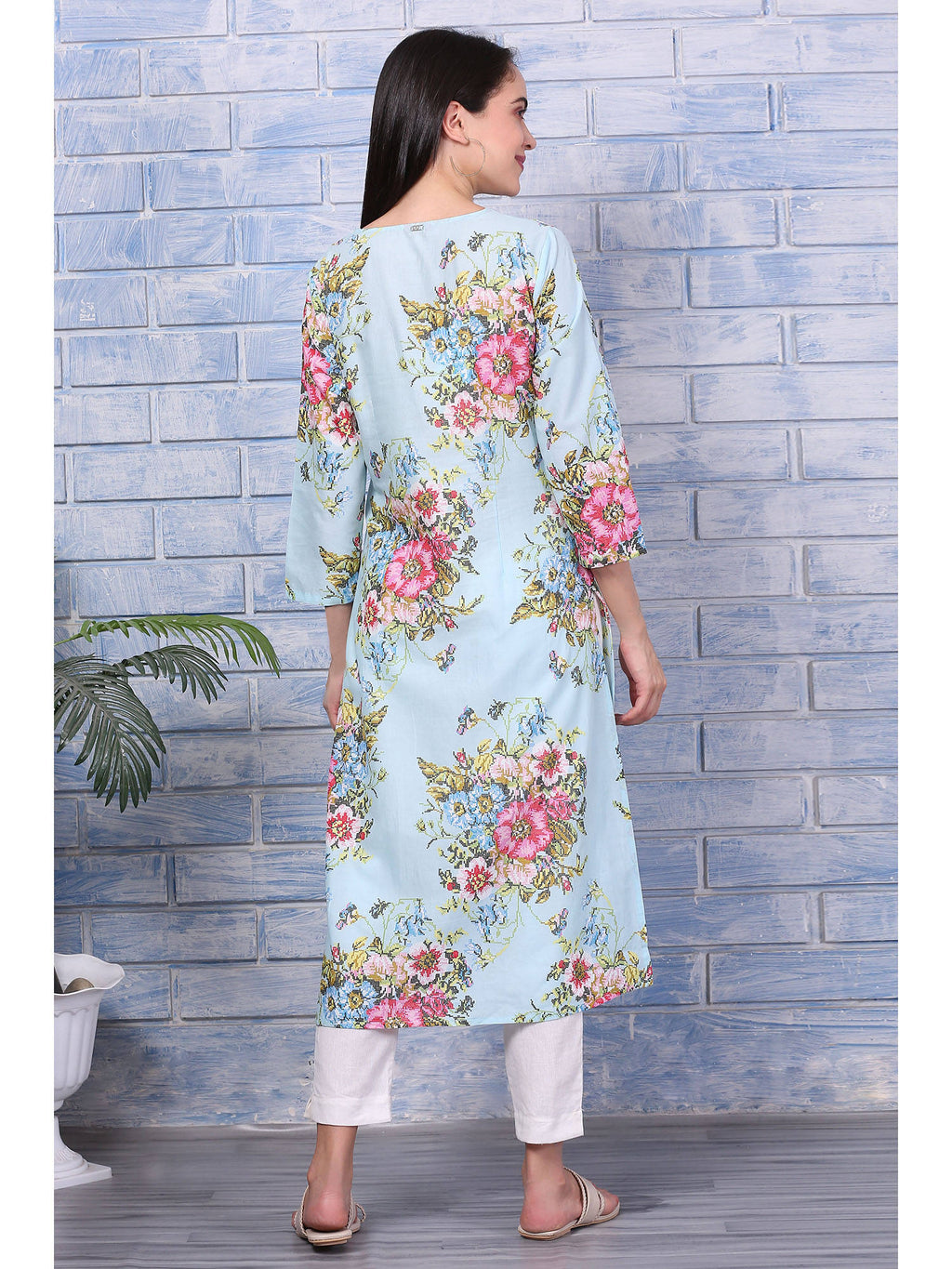 Blue Floral Printed Pure Cotton Straight Kurta | FY93 - view 5