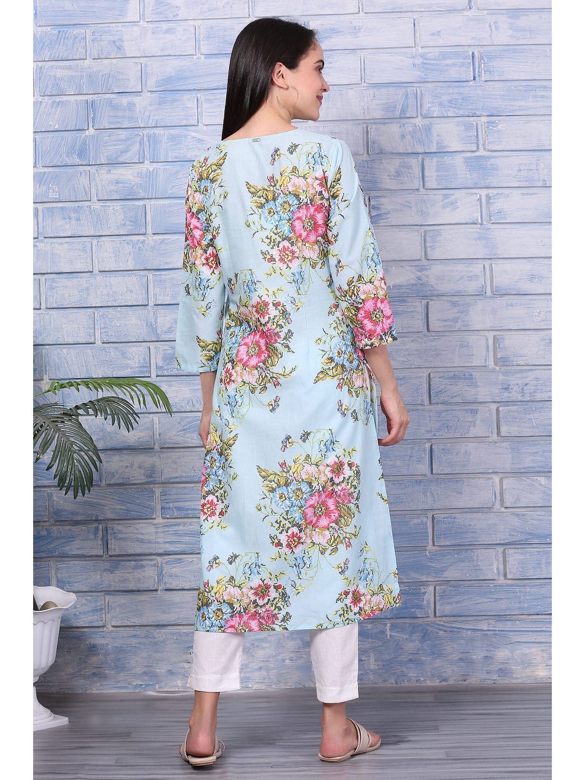 Blue Floral Printed Pure Cotton Straight Kurta | U3S - view 5