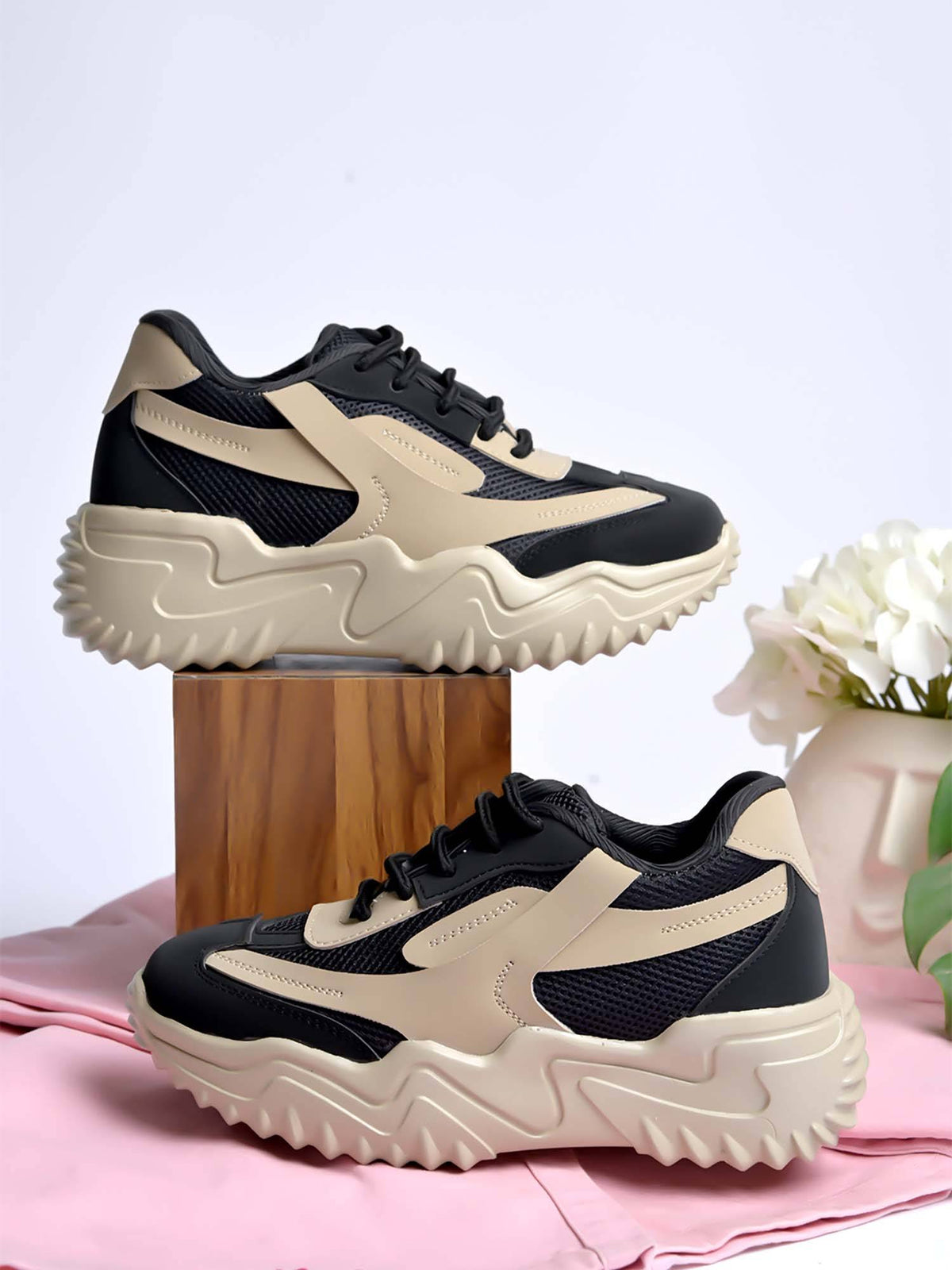 Smart Casual Comfortable Beige Sneakers for Women | SN09 - view 3