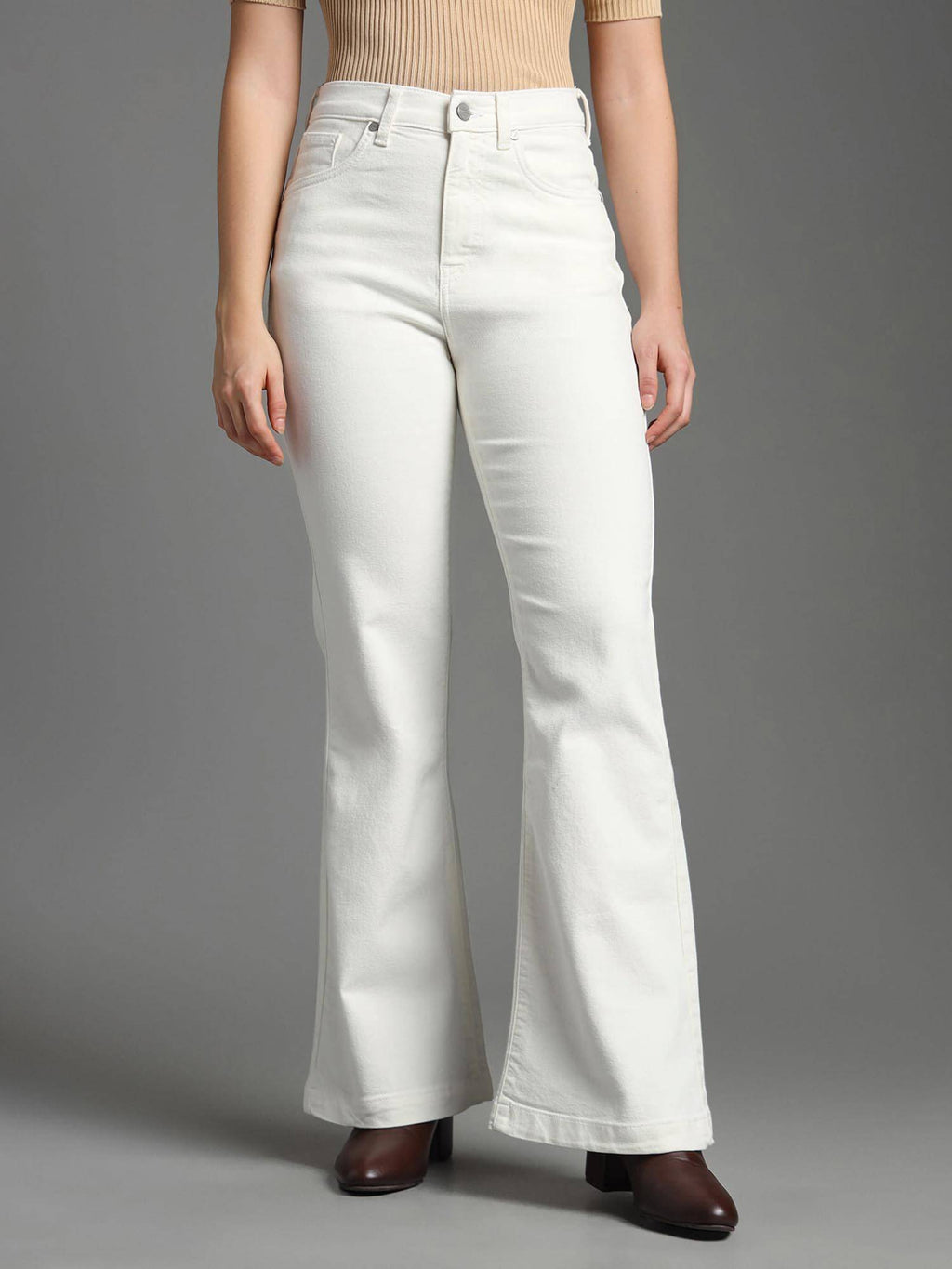 Women White Cotton Solid Flared Jeans | BG78 - view 6